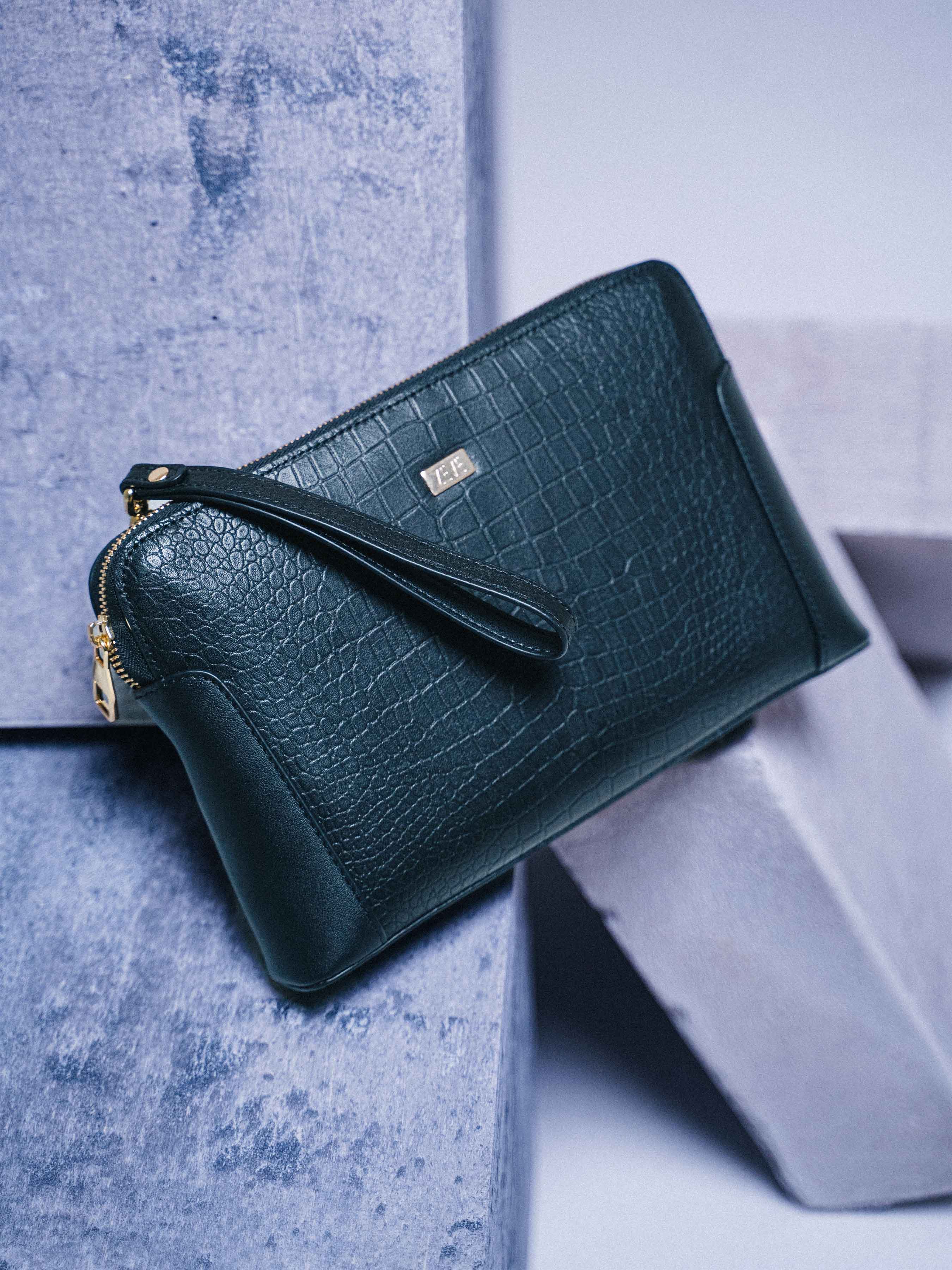 Aurelio Clutch - Black Croco Leather