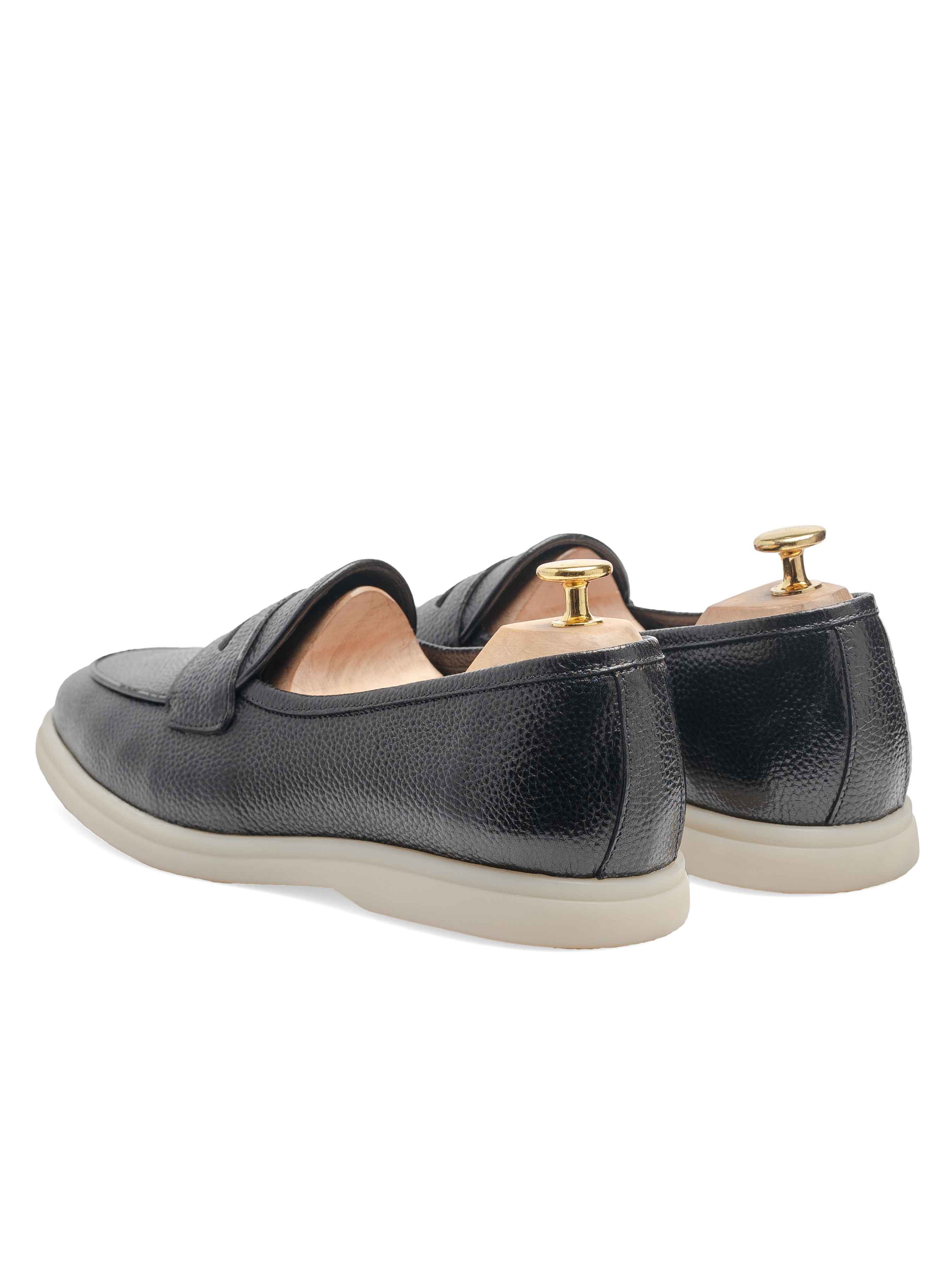 BackPietroBelgianLoaferBlackPebbleGrainLeather_SoflexSole - Zeve