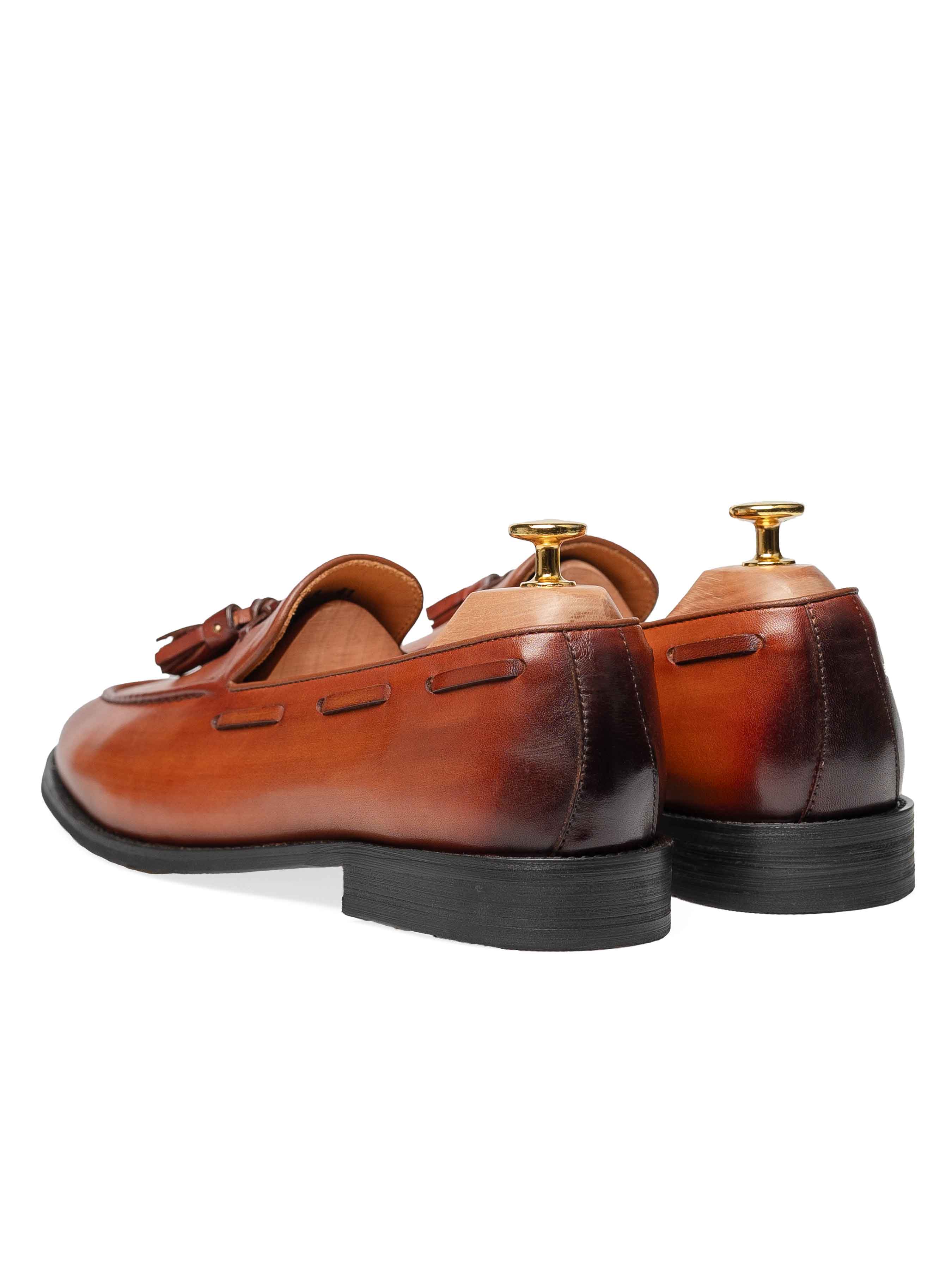 BackTasselLoaferCognacTan_HandPaintedPatina - Zeve
