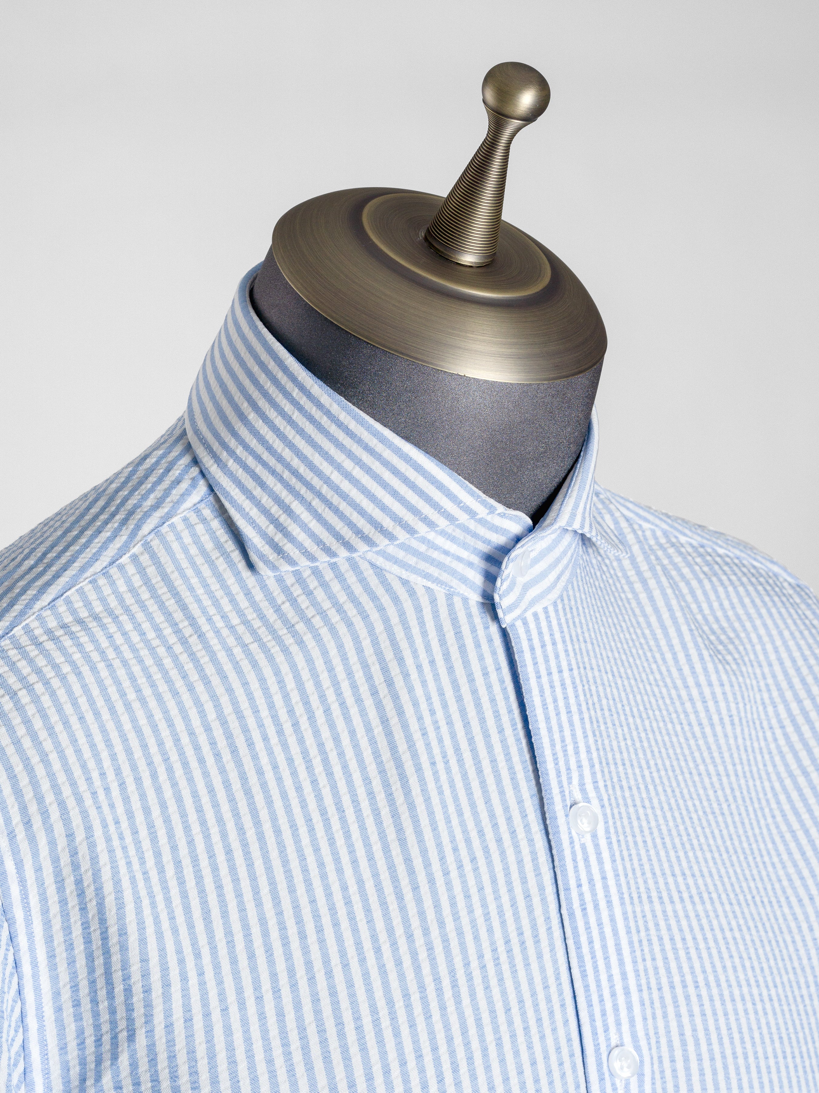 Collar-Seersucker-Striped-Shirt-LightBlue - Zeve