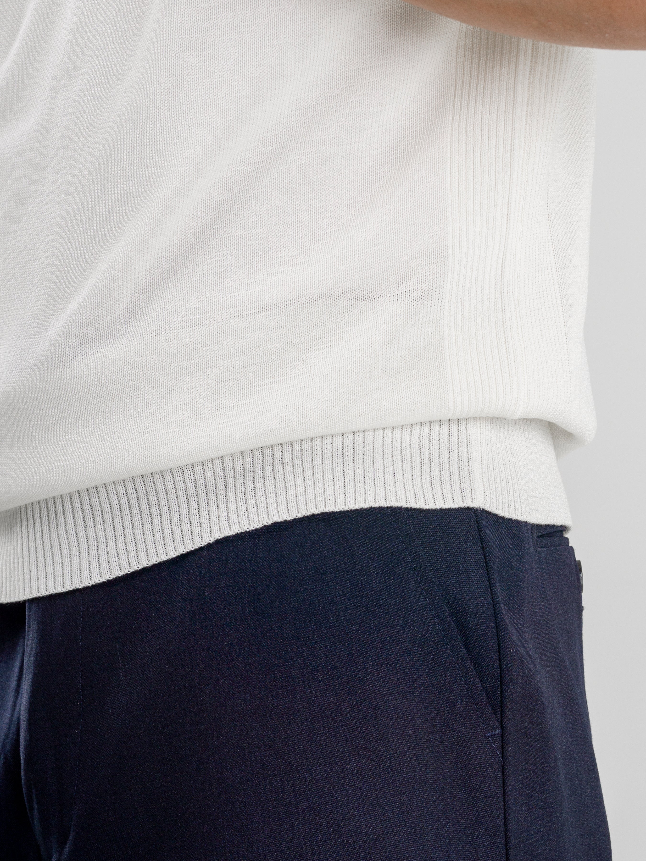 Dany-Round-Neck-Tee-White_06 - Zeve