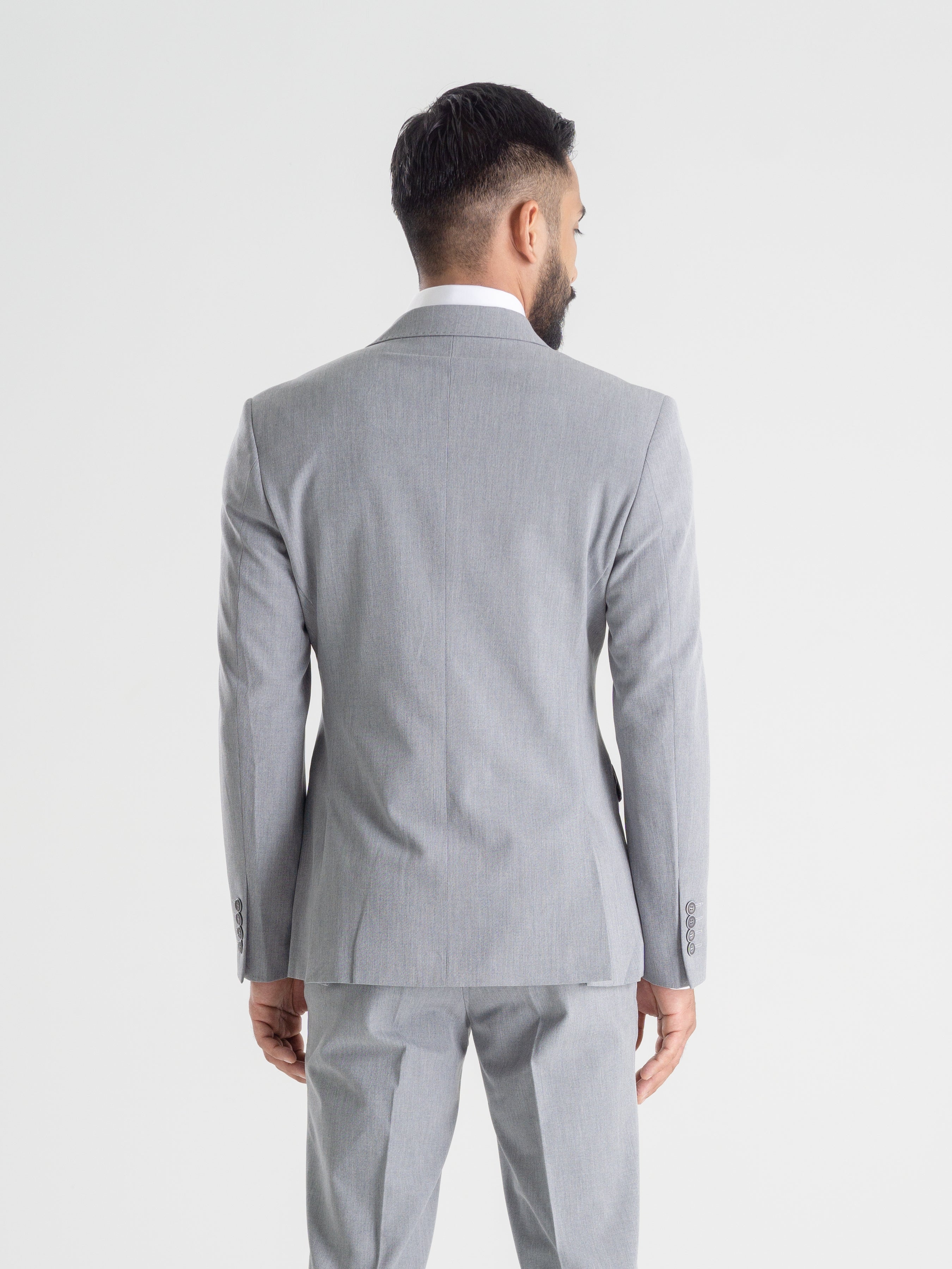 Double-Breasted-Suit-Light-Grey-_Peak-Lapel__05 - Zeve