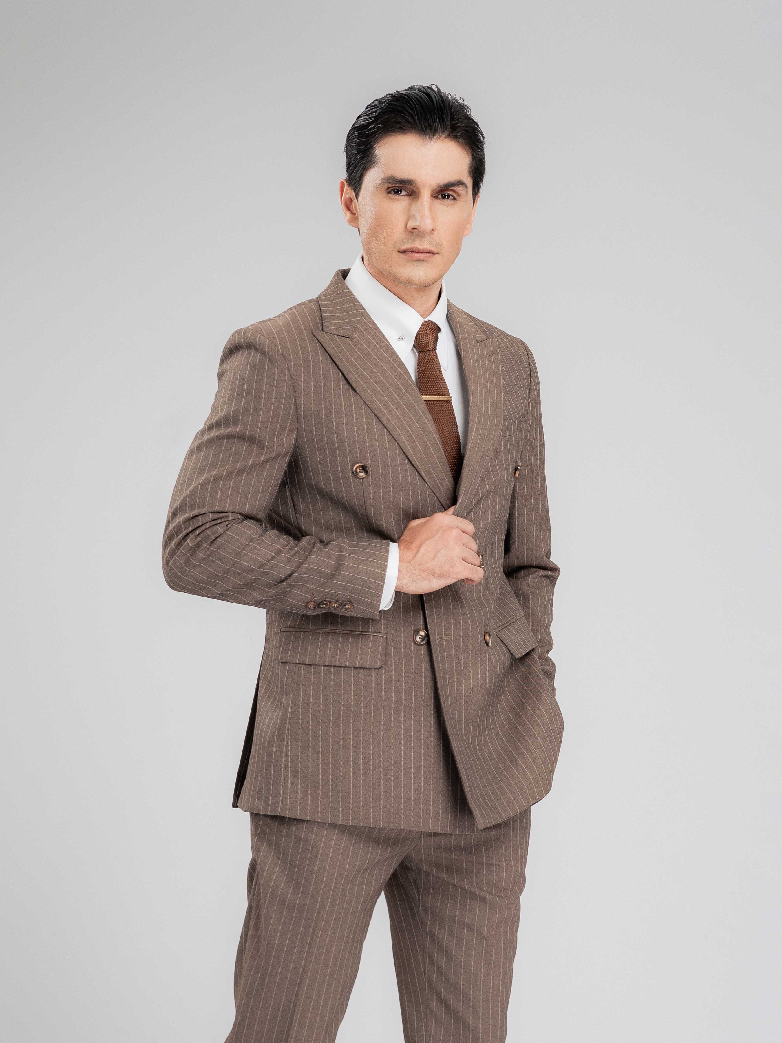 DoubleBreastedSuitBlazerBrownPinstripesPeakLapelHalf - Zeve