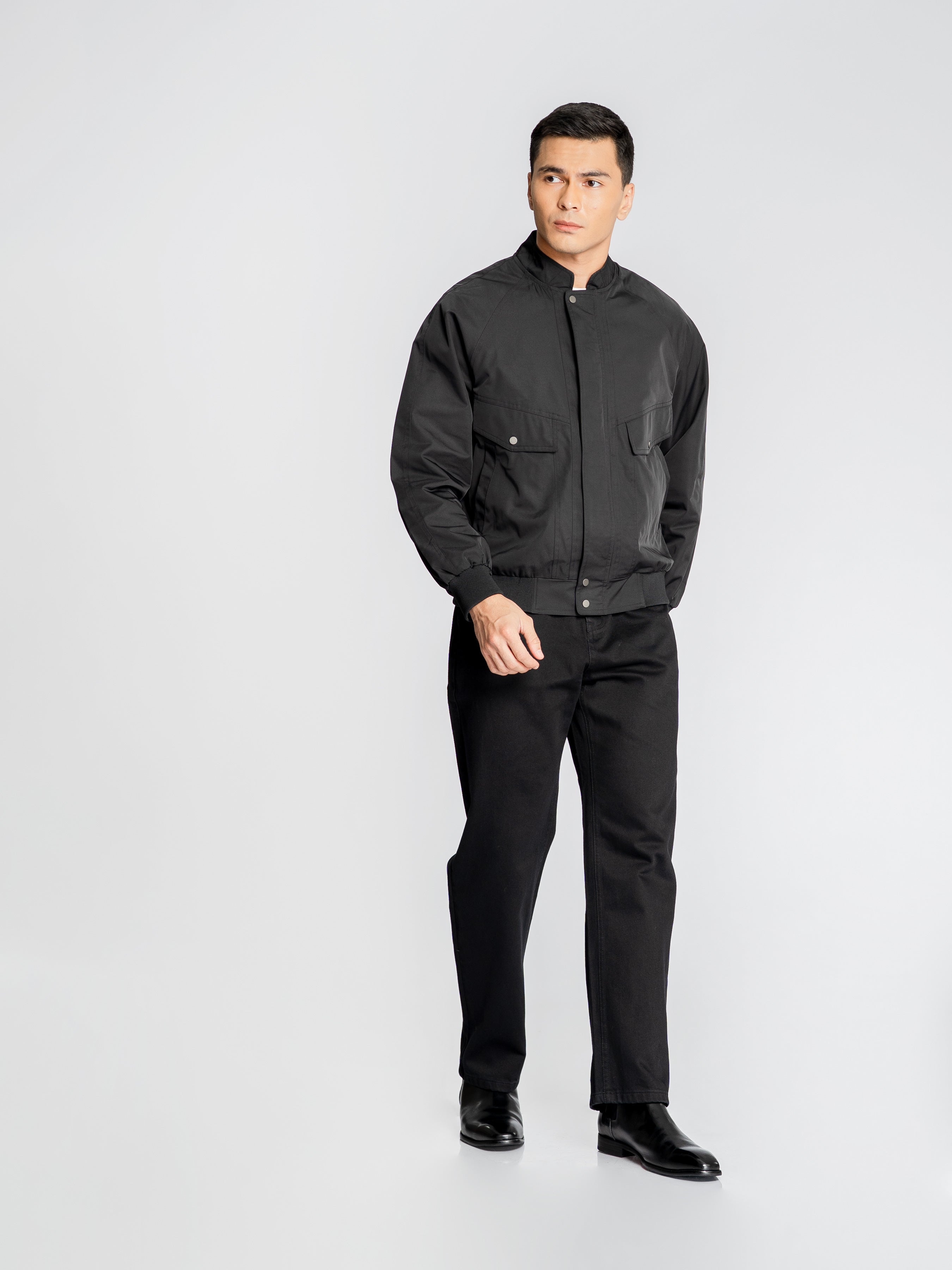 FortisBomberJacketBlackFullbody1 - Zeve