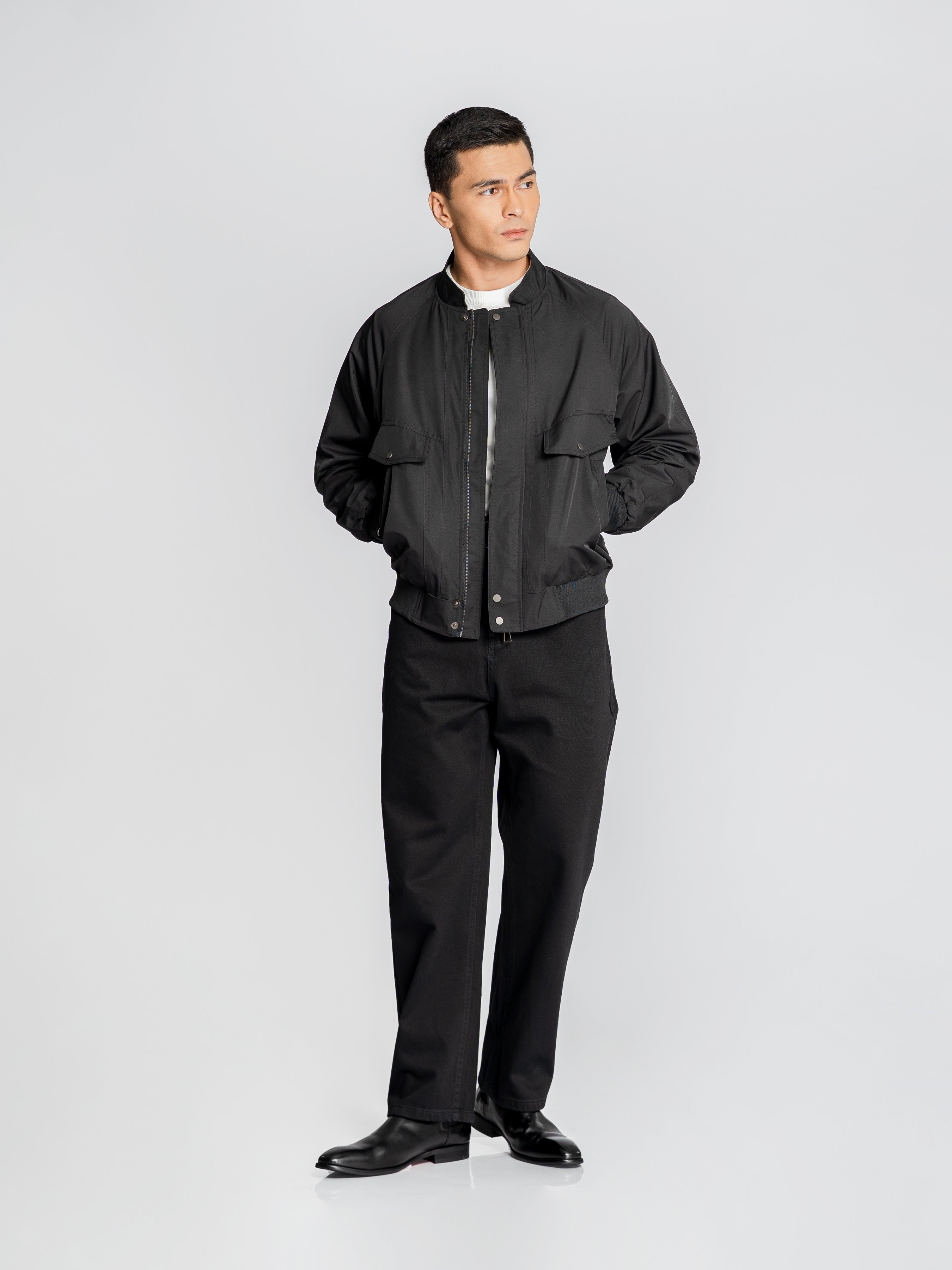 FortisBomberJacketBlackFullbody2 - Zeve