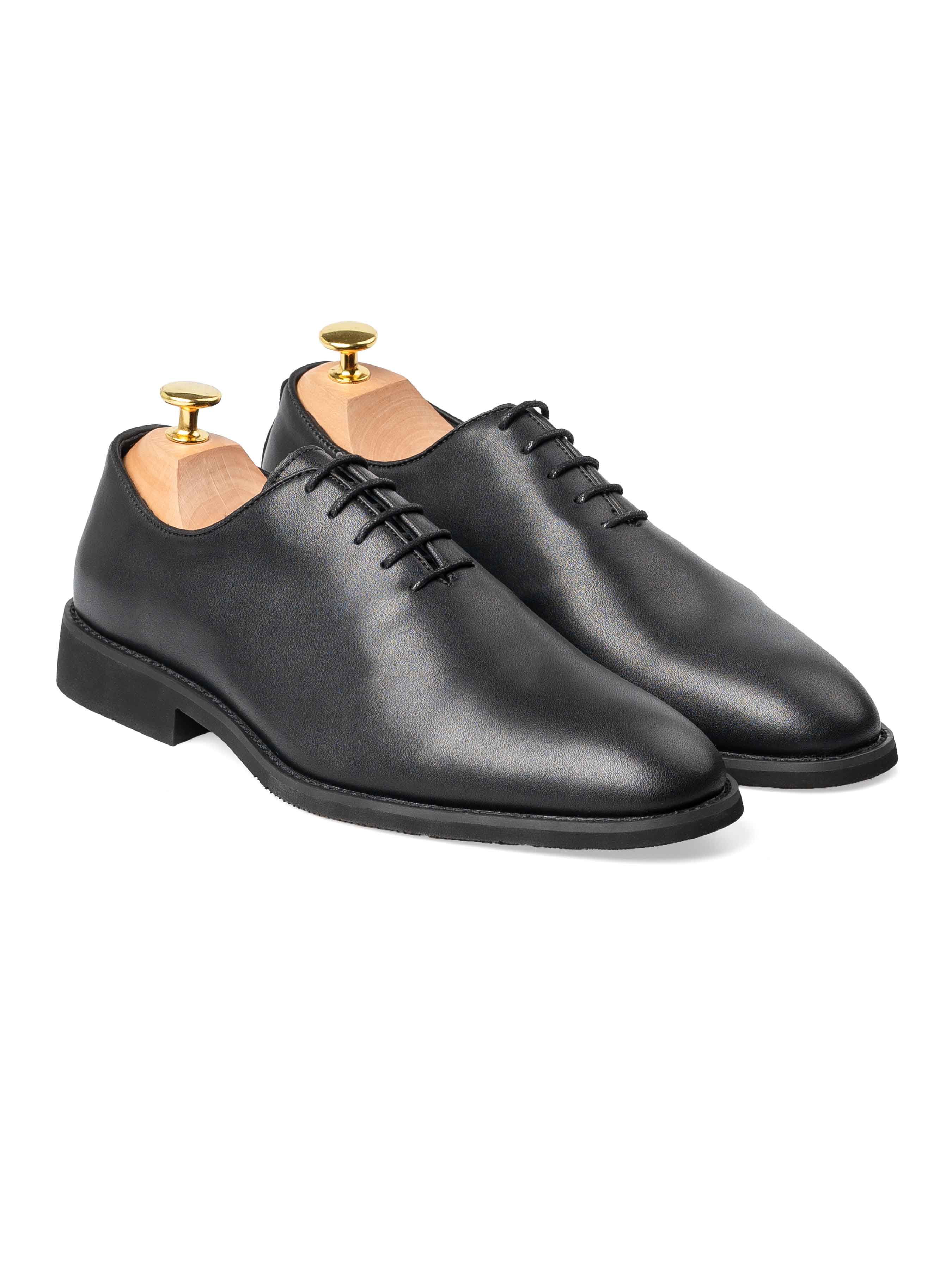 FrontWholecutOxfordBlackLaceup_FlexiSole - Zeve