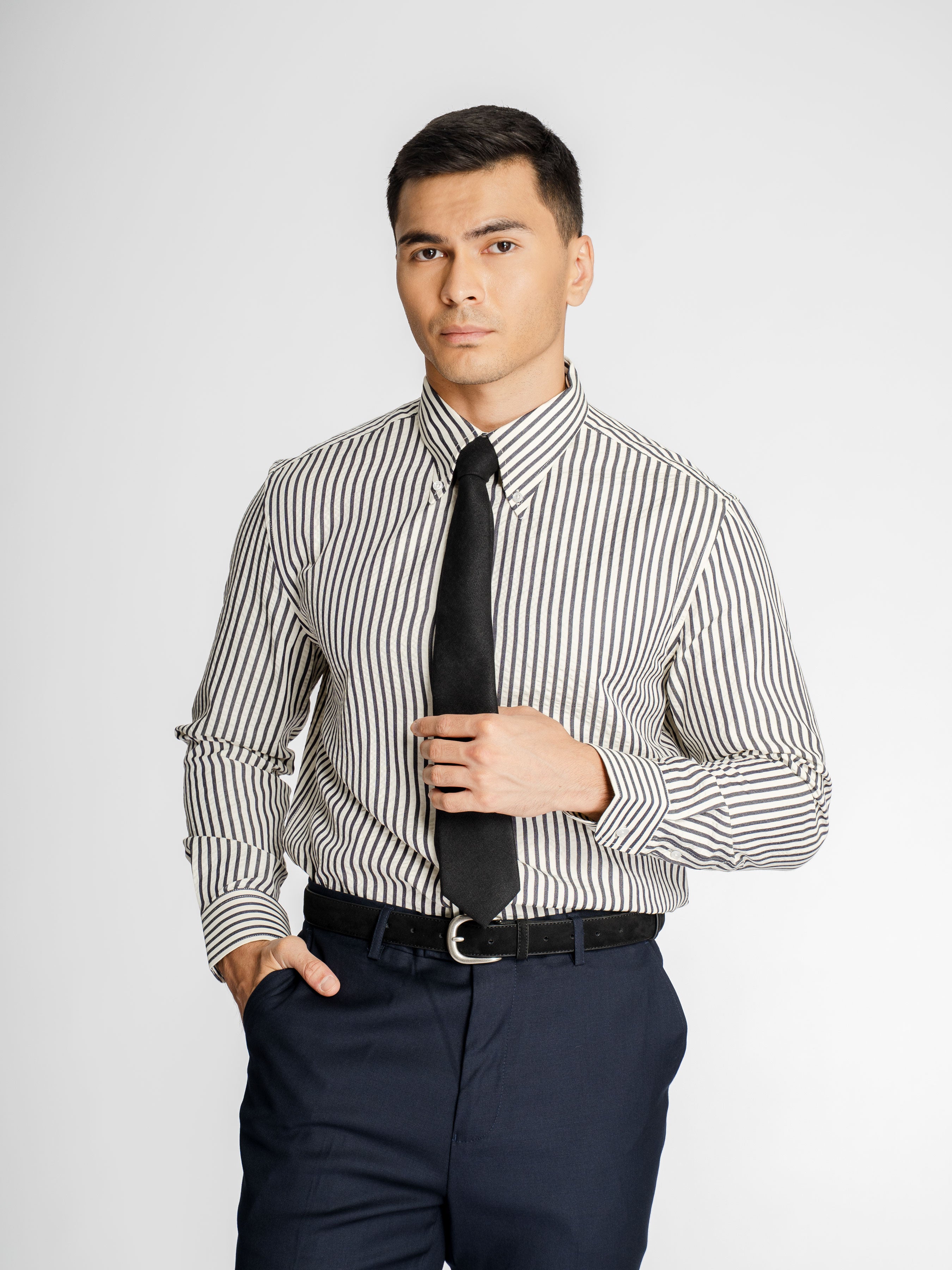 Giovanni Seersucker Shirt – Cream Blue Stripe (Button-Down Collar)