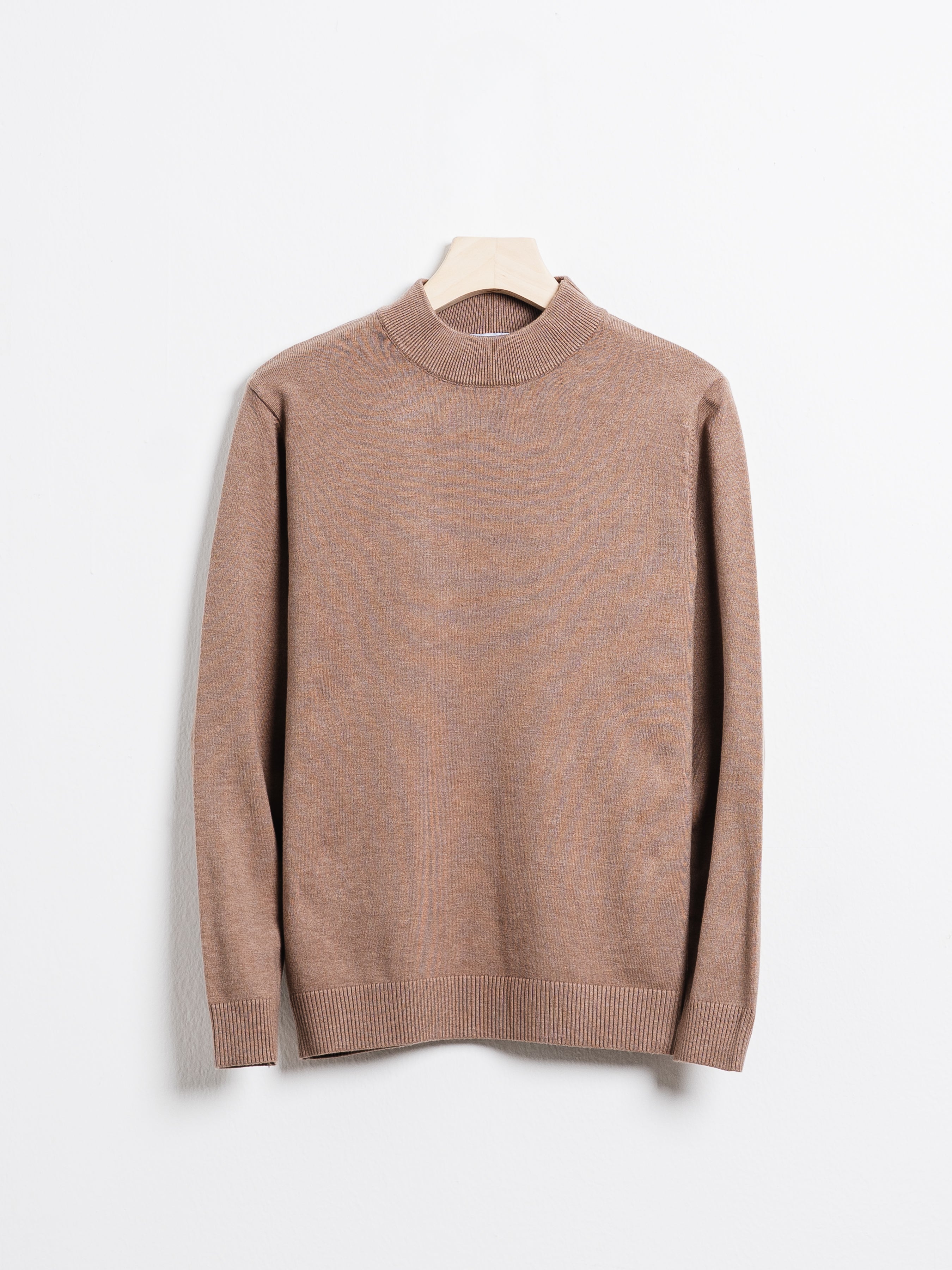 HighNeckSweaterMocha-Hanger - Zeve