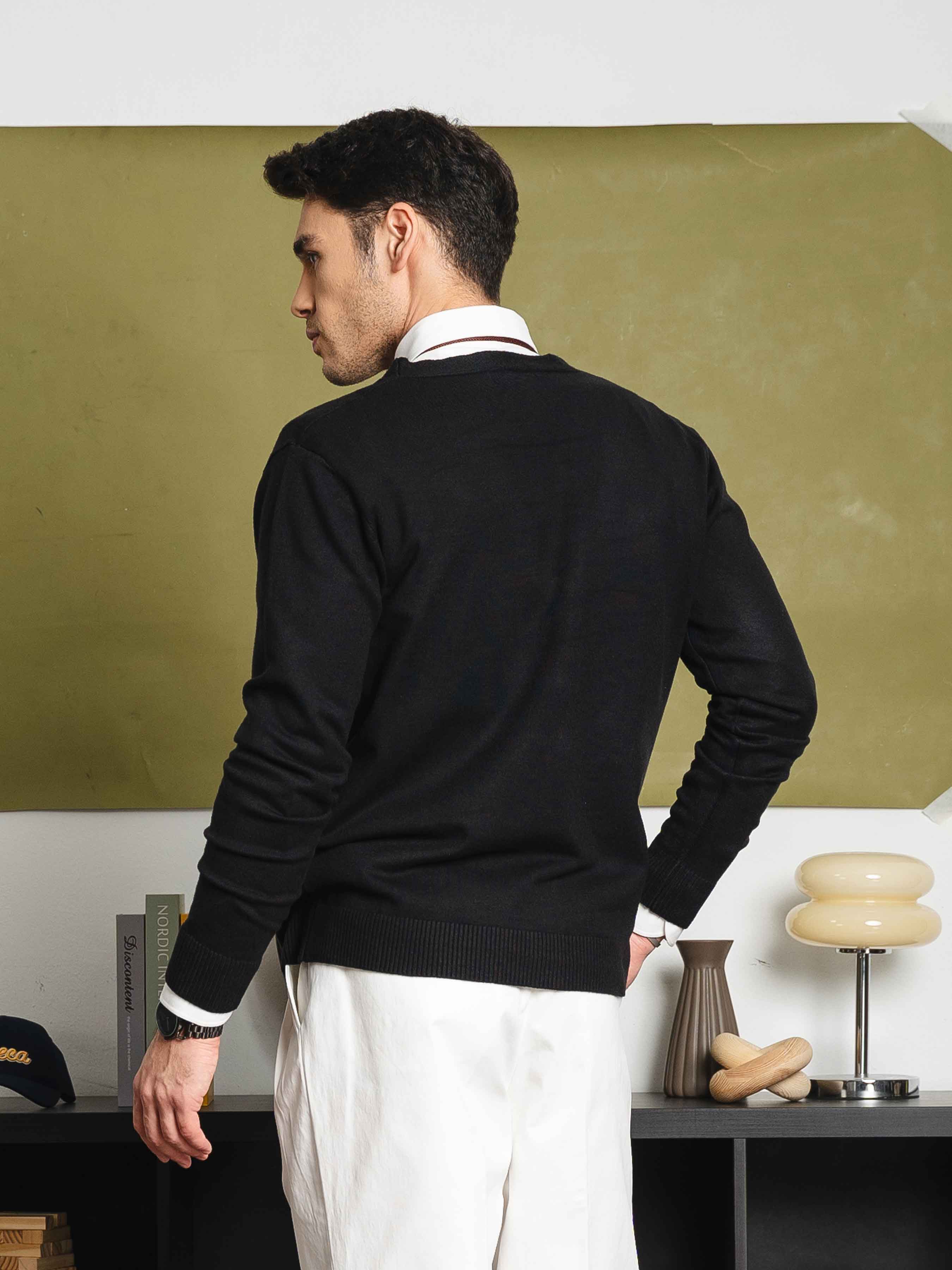 Knit Cardigan - Black Button-Up