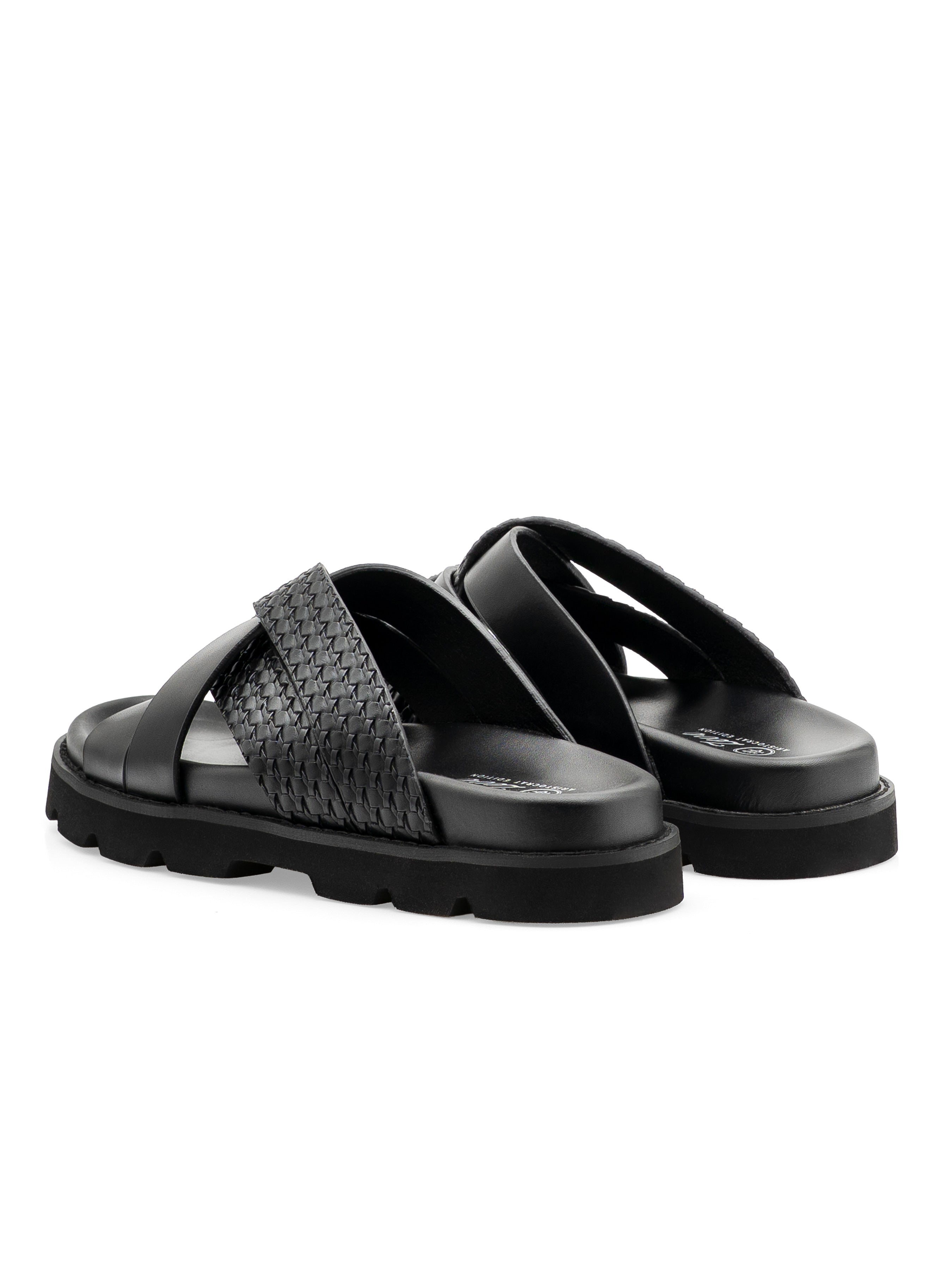 Lekir Sandal - Solid Black