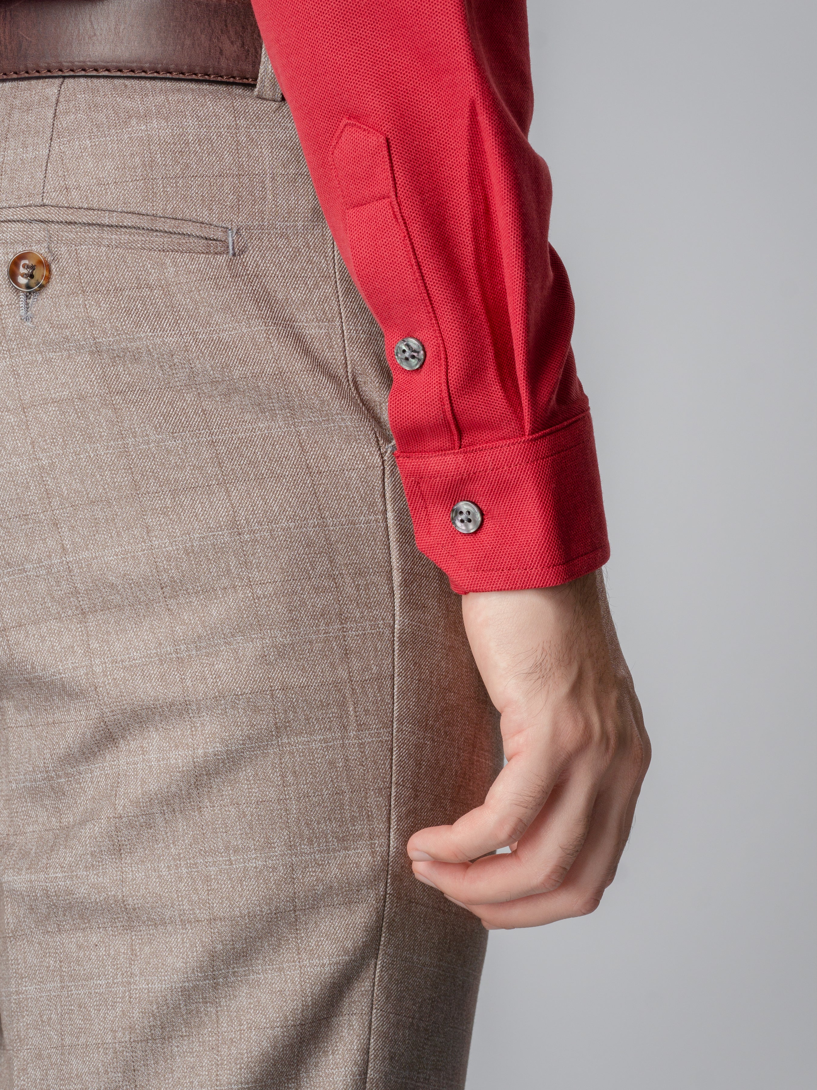 Long-Sleeve-Polo-Shirt-Maroon-One-Piece-Collar-Single-Button_02 - Zeve