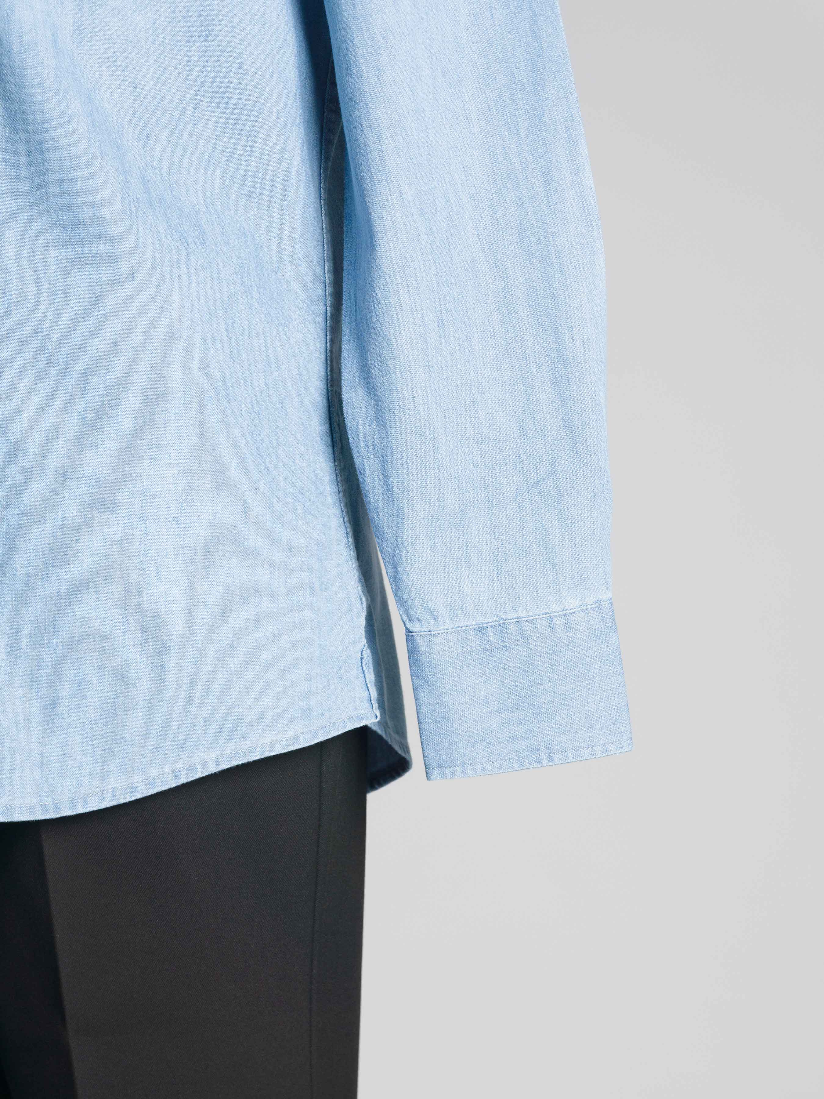 Mateo-Denim-Shirt---Light-Blue-Windsor-Collar-Sleeve2_ba638973-98f4-411e-9d87-01a018235a04 - Zeve