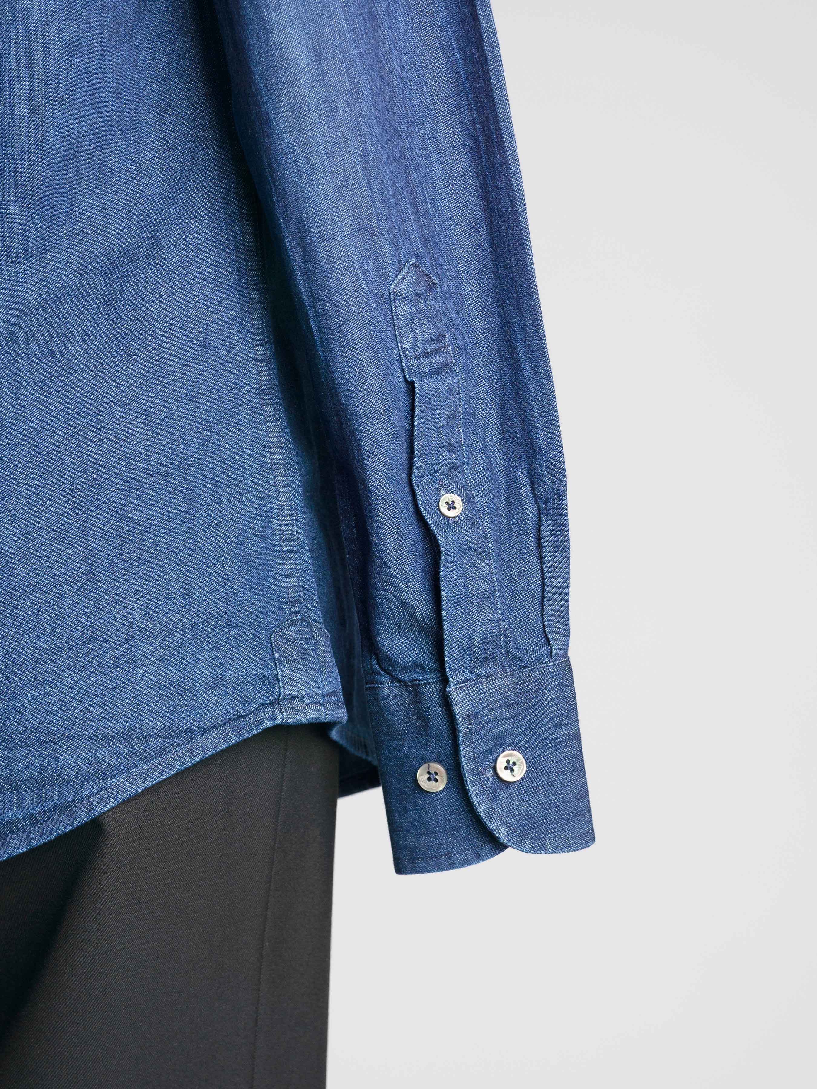 Mateo-Denim-Shirt-Dark-Blue-Windsor-Collar-Sleeve2_3f6d2dea-9163-487e-a000-f4c7b58e236b - Zeve