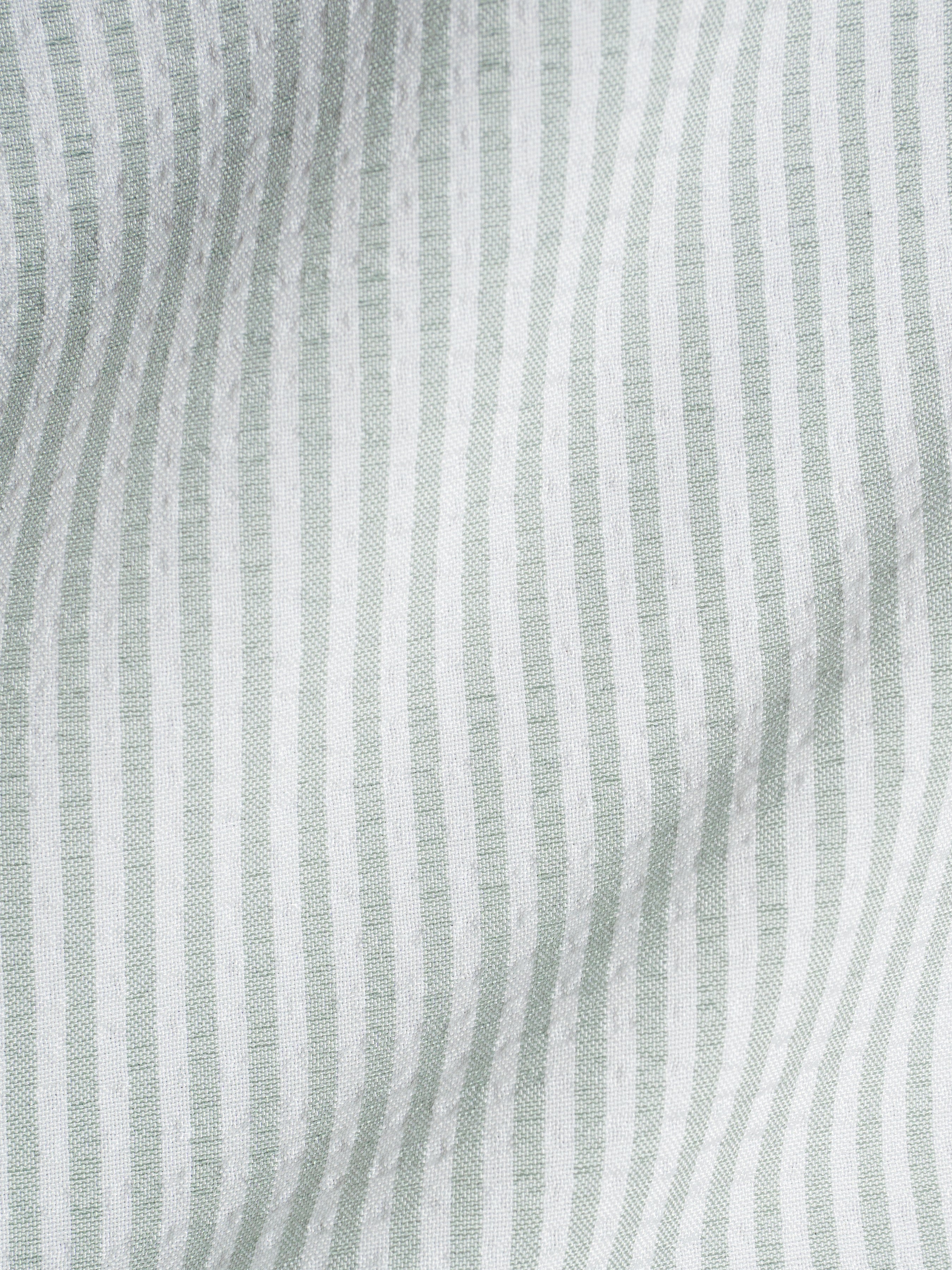 Material-Seersucker-Striped-Shirt-SageGreen - Zeve