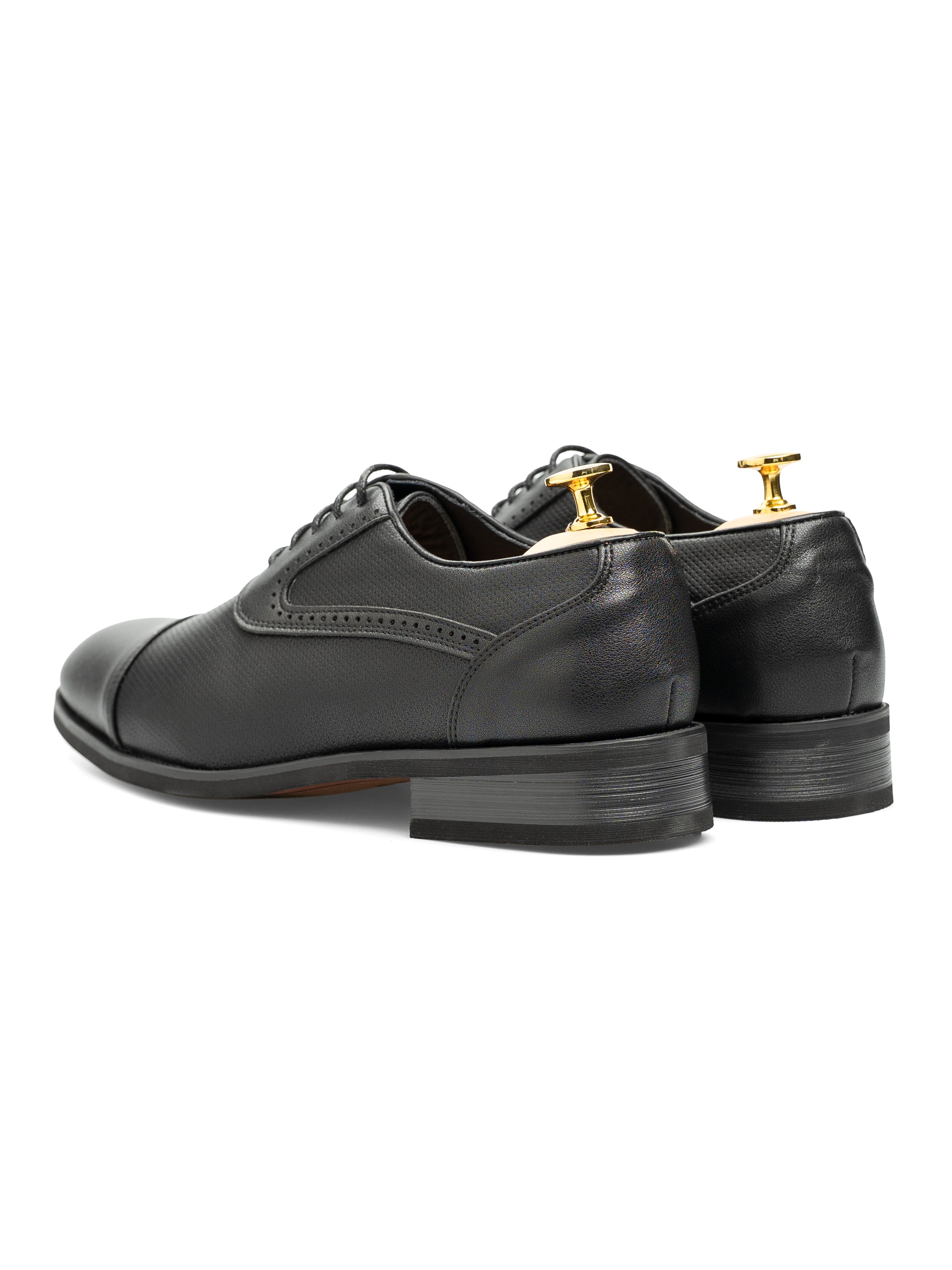 OxfordCapToeSolidBlackLeather_StudSole_Back - Zeve