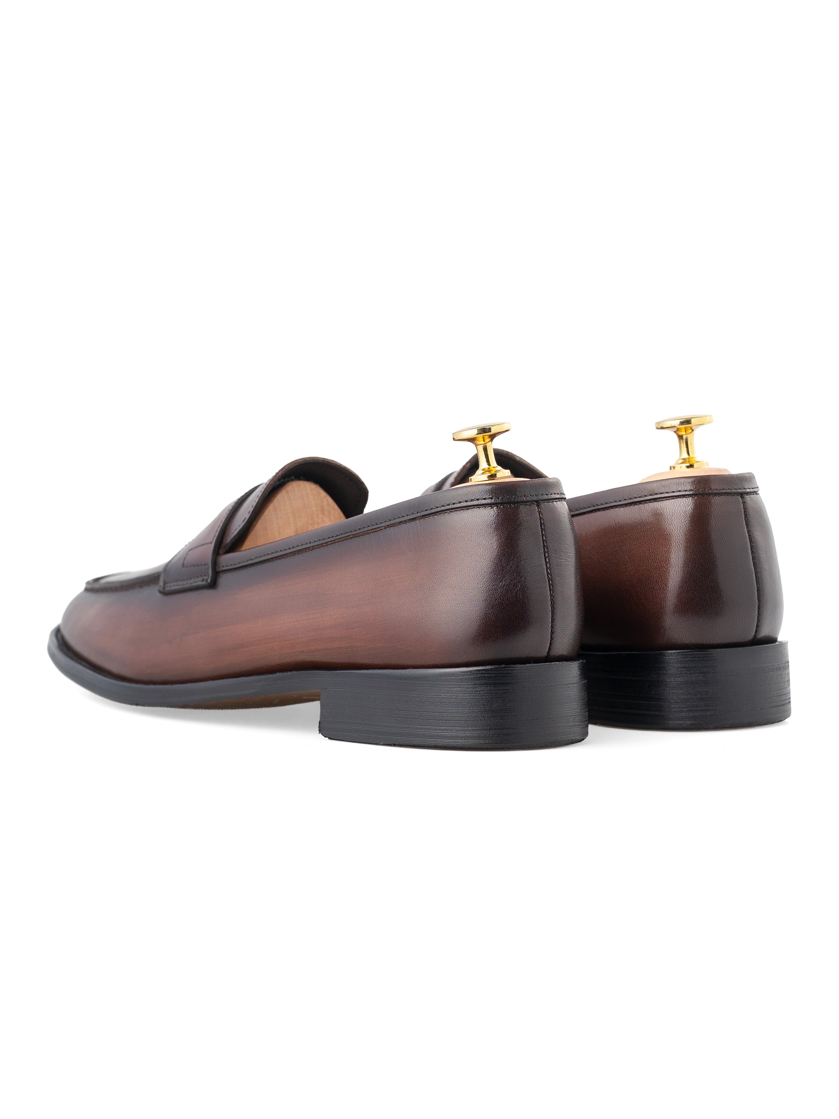 PennyLoaferDarkBrown_HandPaintedPatina_Back_e607131c-3b22-4e1b-ba24-8e5922baf29e - Zeve