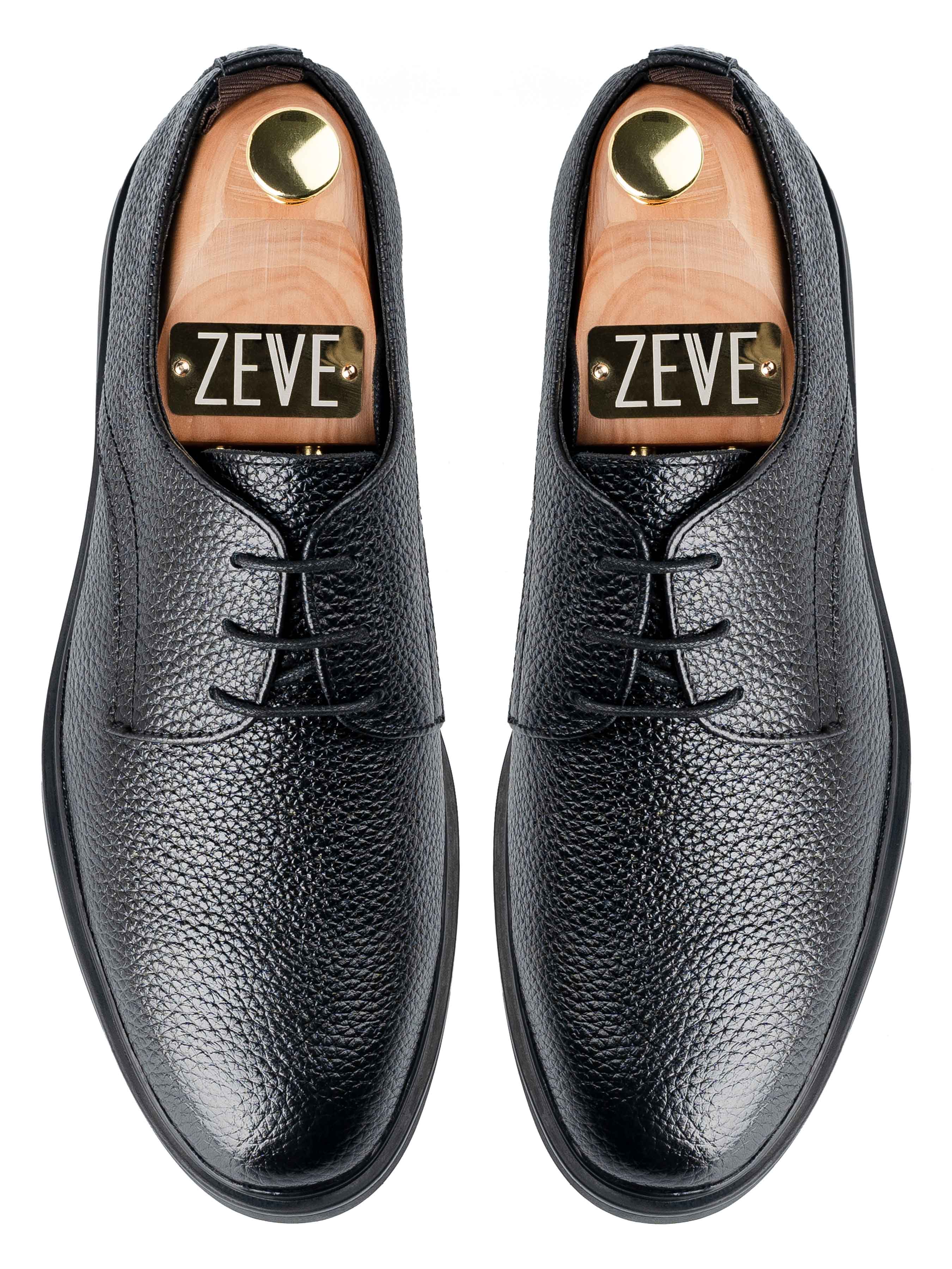 TopDerbyLaceUpBlackPebbleGrainLeatherRuggedSole - Zeve