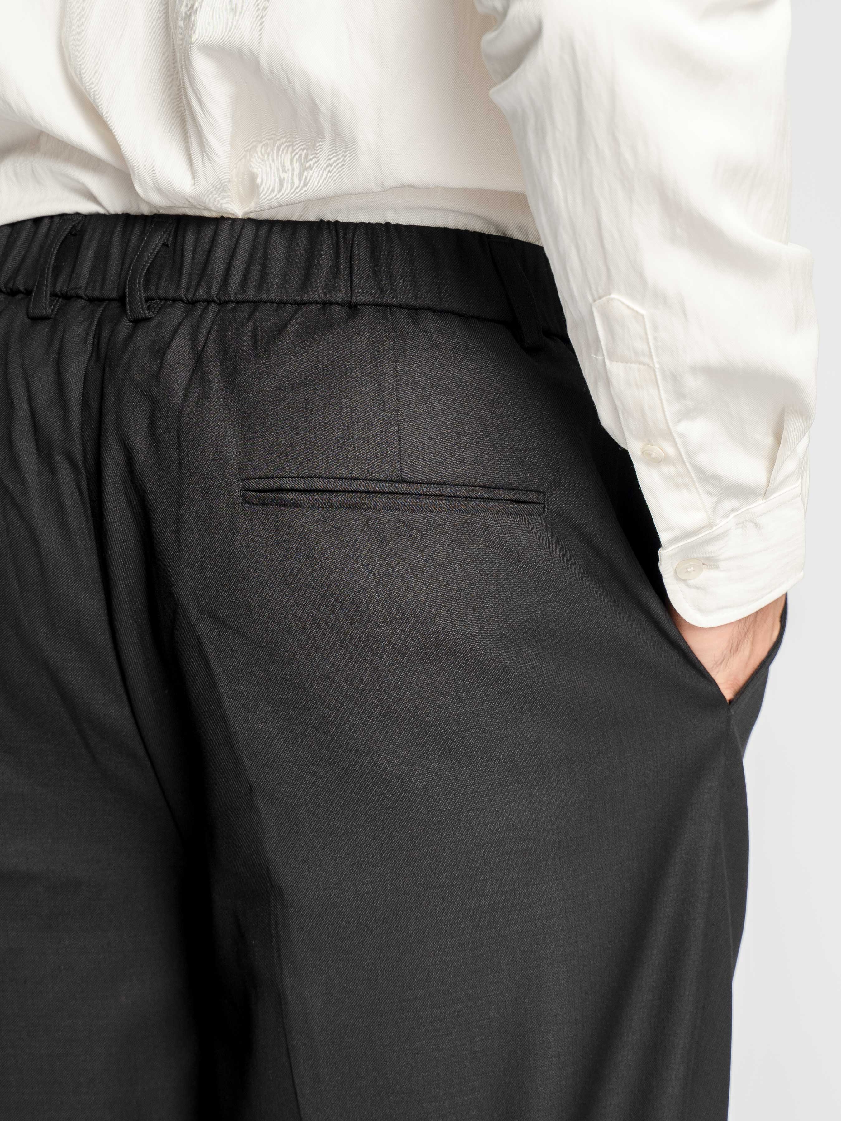 Velano Relaxed Trousers - Black (Wide Fit)