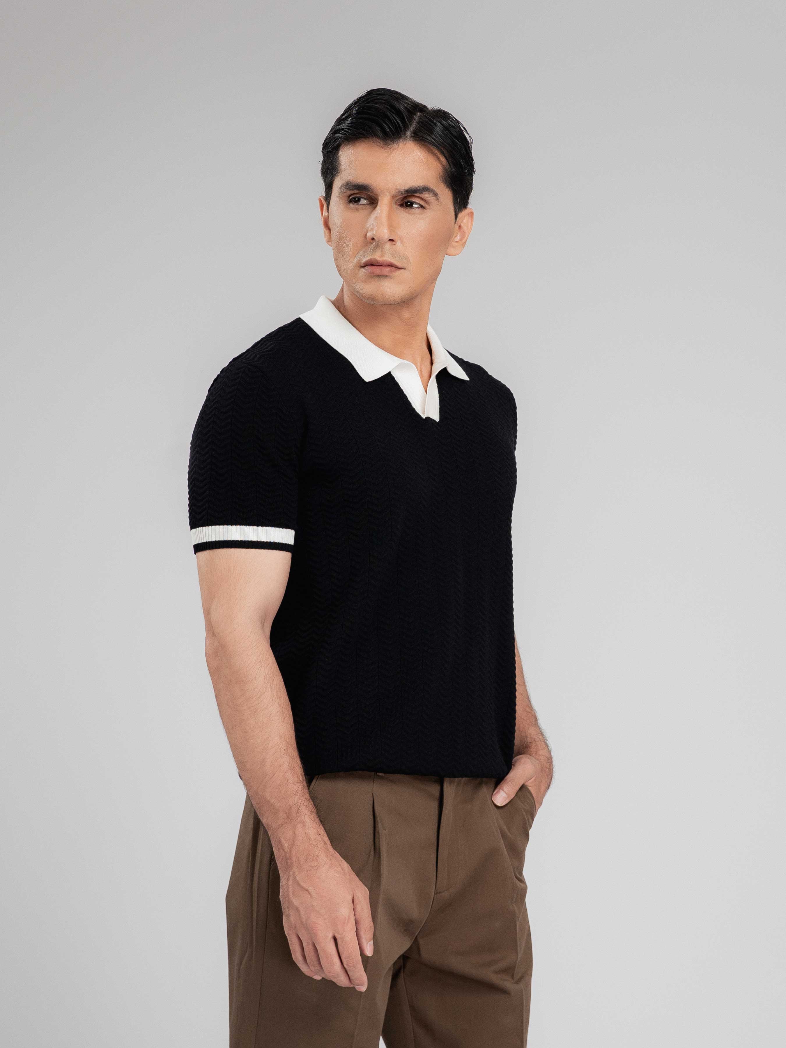 Zita Wave Knit Tee - Black Open Collar