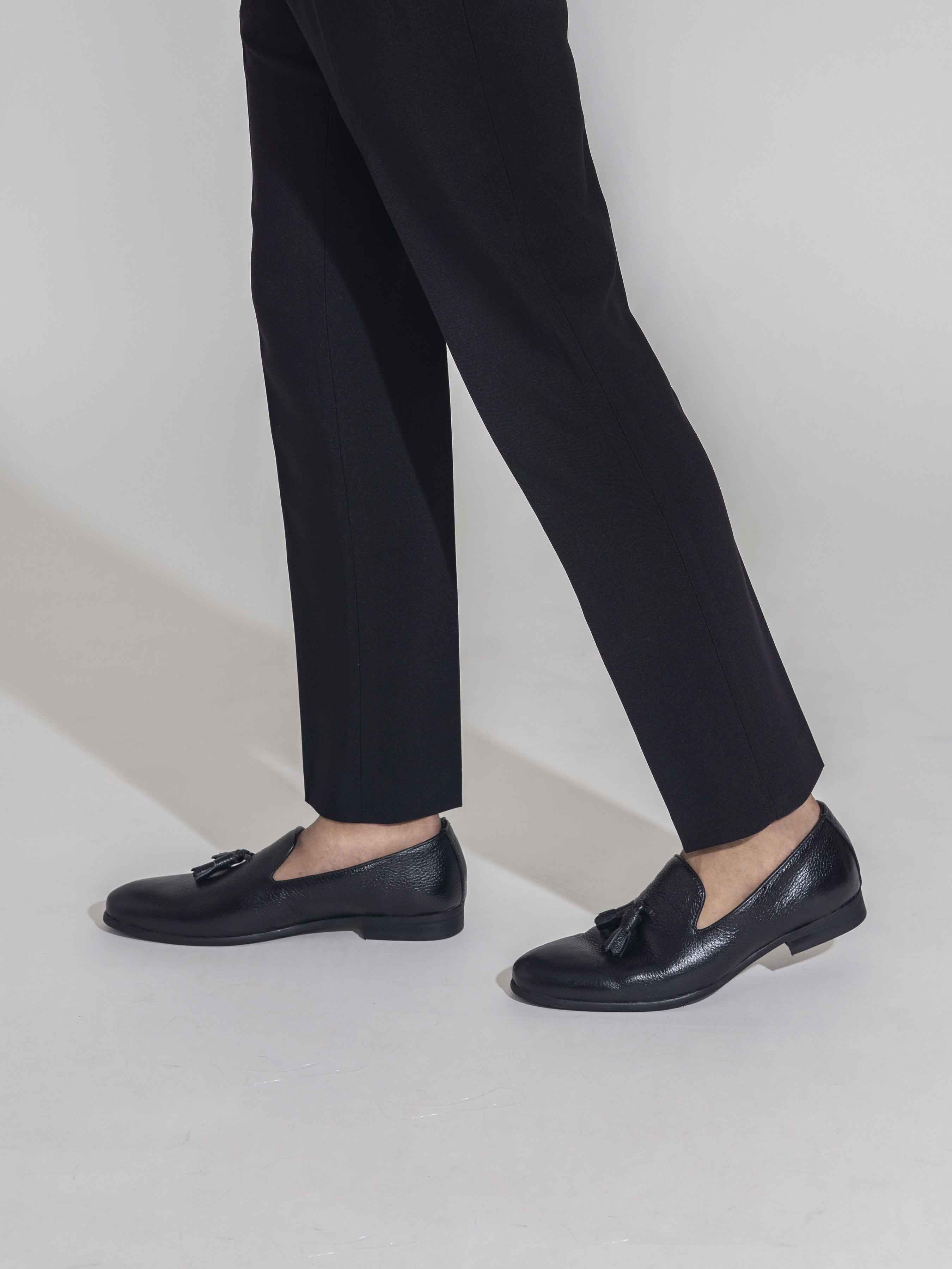 loafer-slipper-black-pebble-grain-men-shoes-zeve-international-1 - Zeve