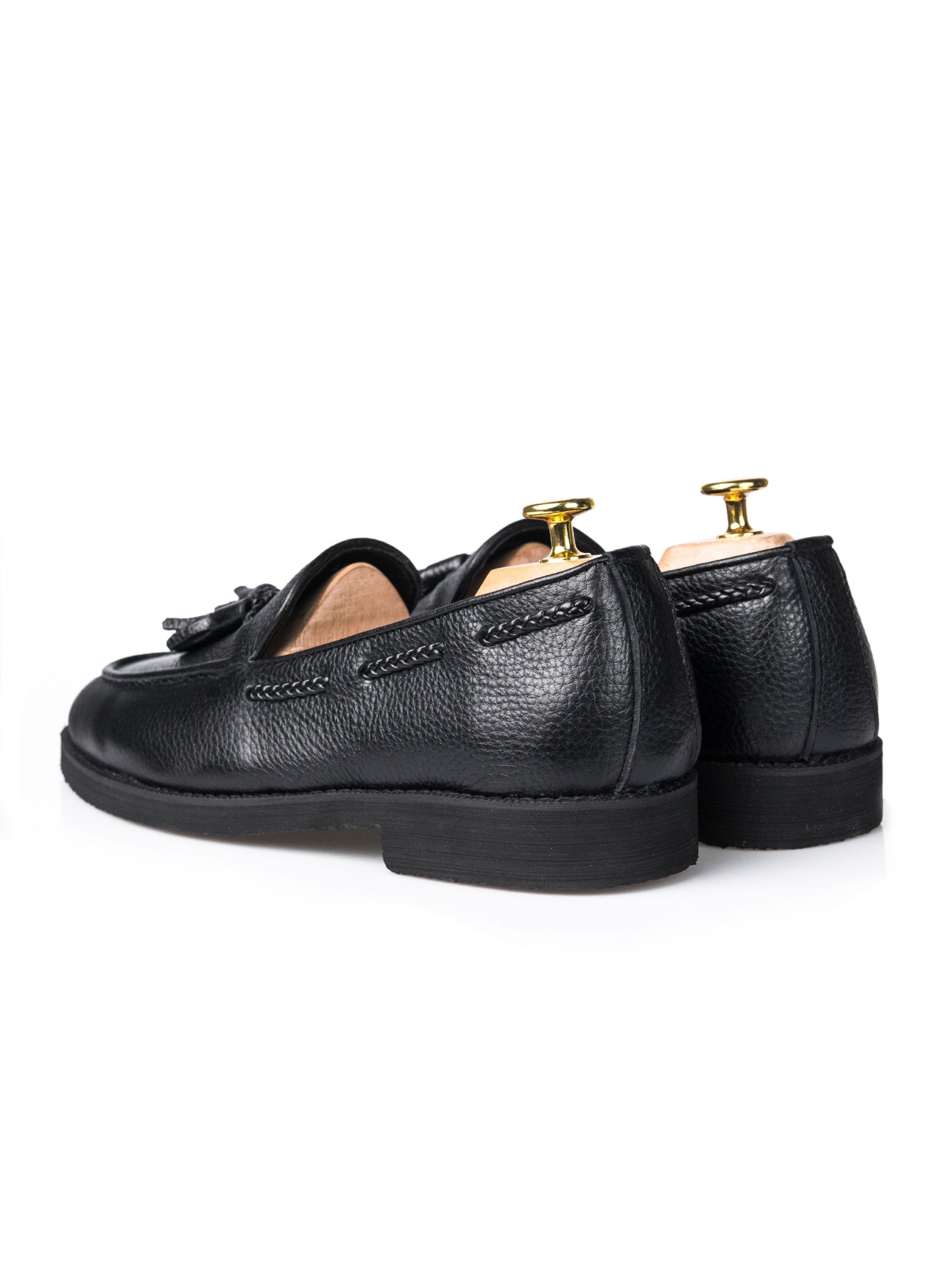 Tassel Loafer - Black Pebble Grain Leather (Crepe Sole) - Zeve Shoes