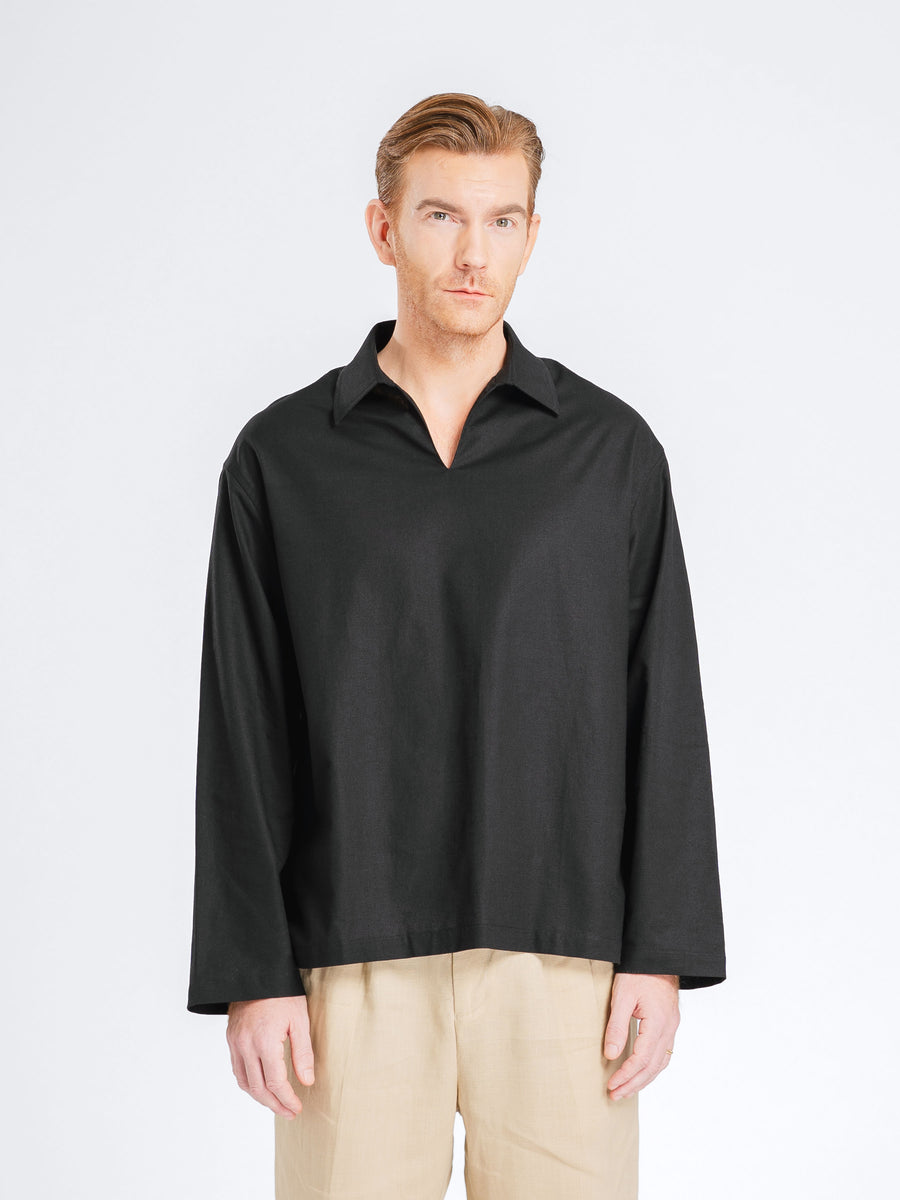 ArisShirtBlack_VareuseCollar_4_9b4ed92b-3eb4-4508-ab57-35b10d6cba84 - Zeve