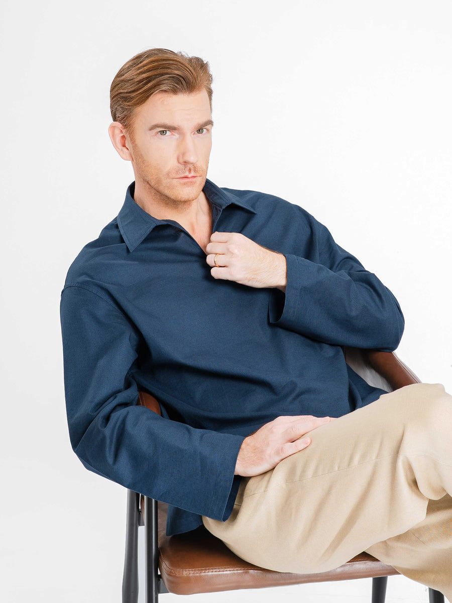 ArisShirtBlue_VareuseCollar_9_bb24cf25-01a9-46a9-ad24-7e8ec98a8ef2 - Zeve