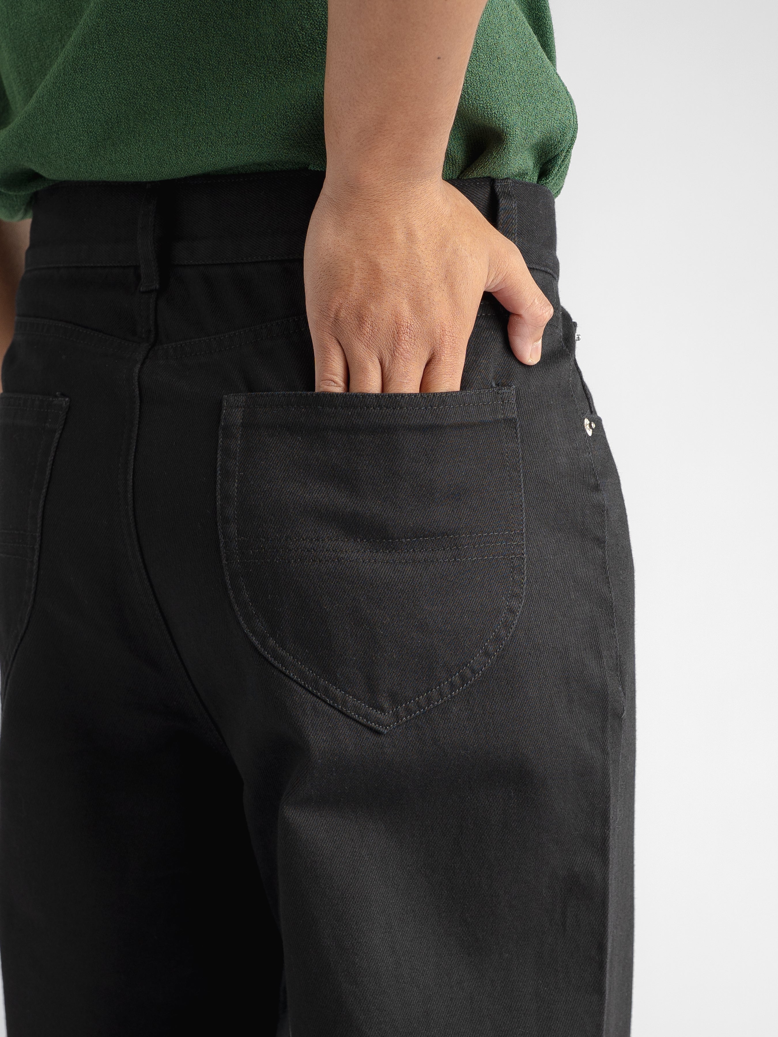 Palermo High Waisted Jeans - Black (Wide Fit)