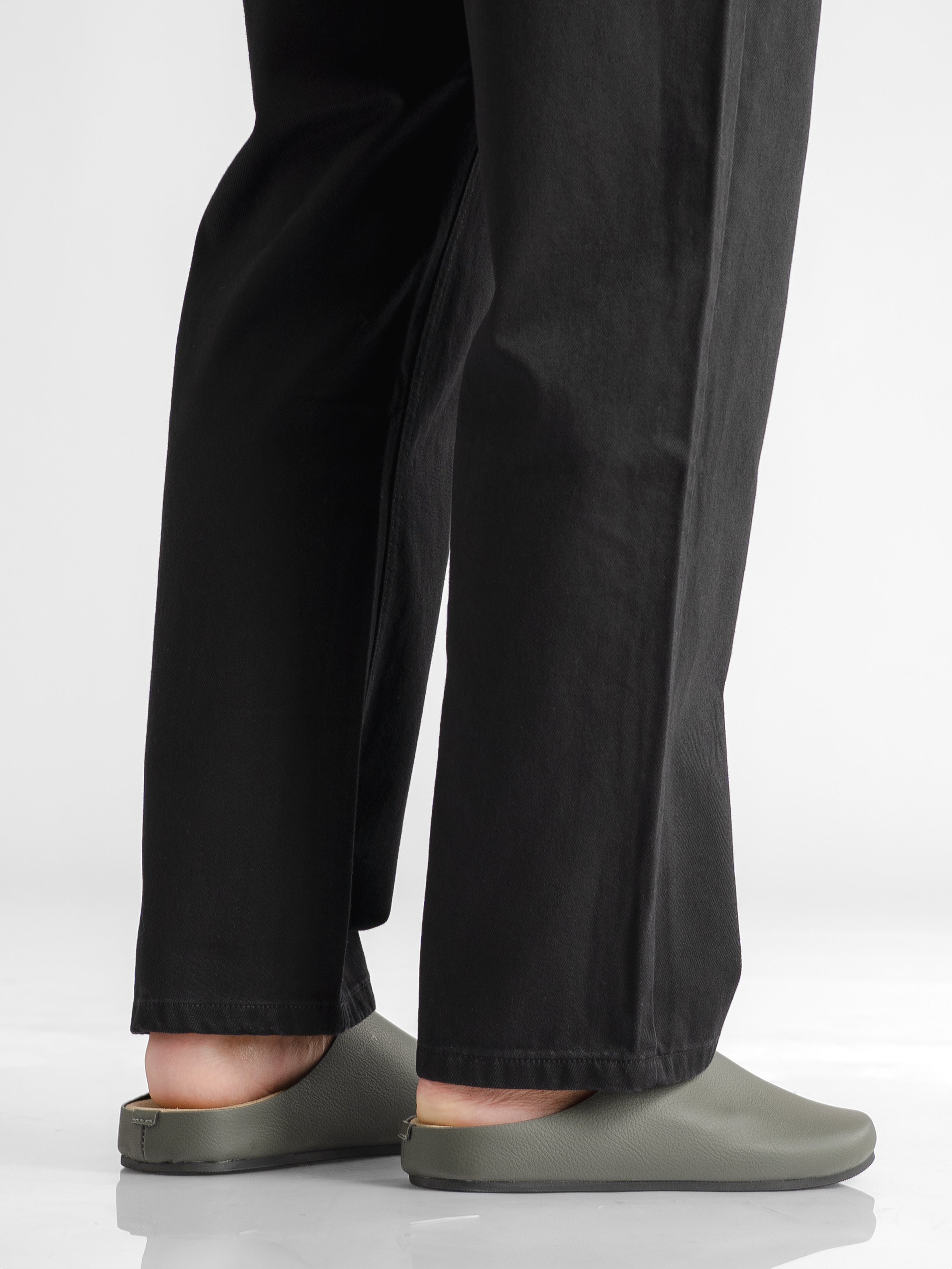 Palermo High Waisted Jeans - Black (Wide Fit)