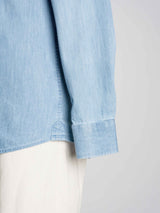 Chambray-Shirt-Light-Blue-Windsor-Collar-Sleeve2_dfac2a6d-fb5d-447c-8d80-60401a886ed8 - Zeve