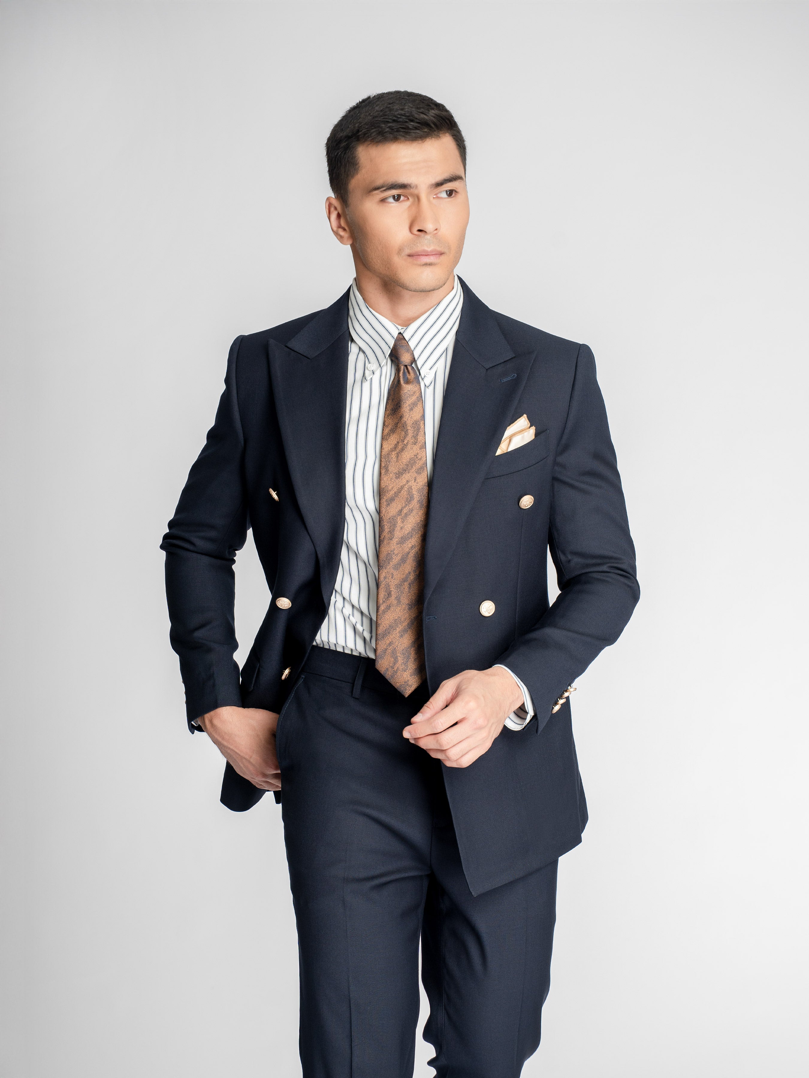 Double Breasted Suit Blazer – Midnight Blue Gold Accent (Peak Lapel)
