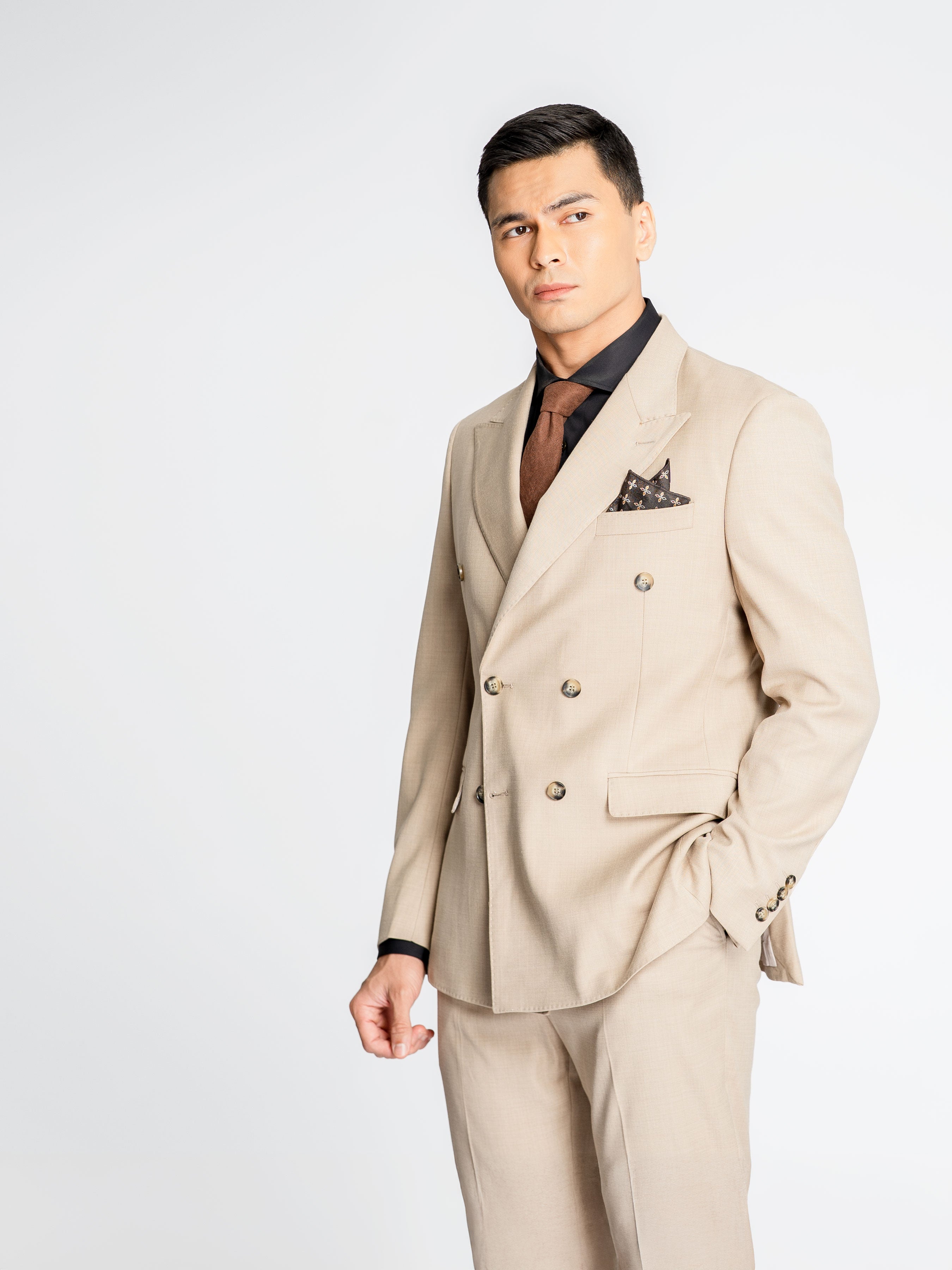 Double Breasted Suit Blazer – Cream Beige Plain (Peak Lapel)
