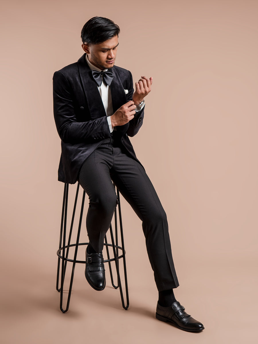 DoubleBreastedTuxedoBlazerVelvetBlackPlain_ShawlLapel_3_4187a551-7994-4f85-a399-b399ab737e90 - Zeve