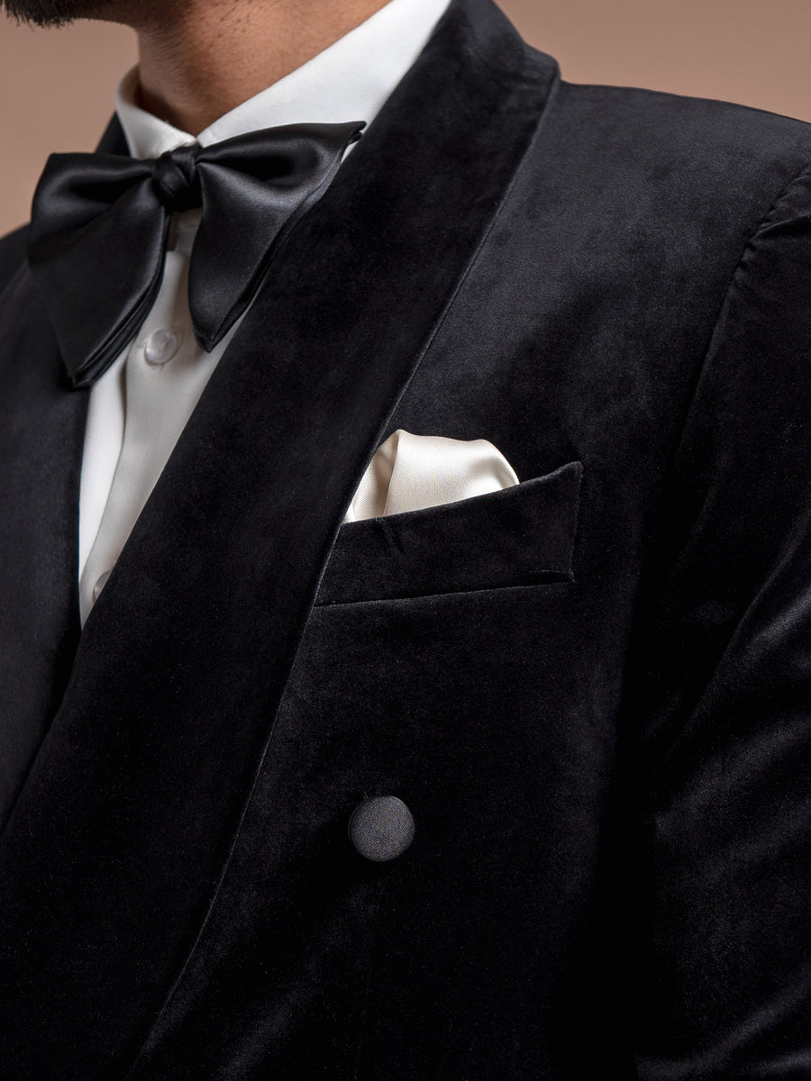 DoubleBreastedTuxedoBlazerVelvetBlackPlain_ShawlLapel_8_fc346925-701a-47de-a400-52409d8d3faa - Zeve