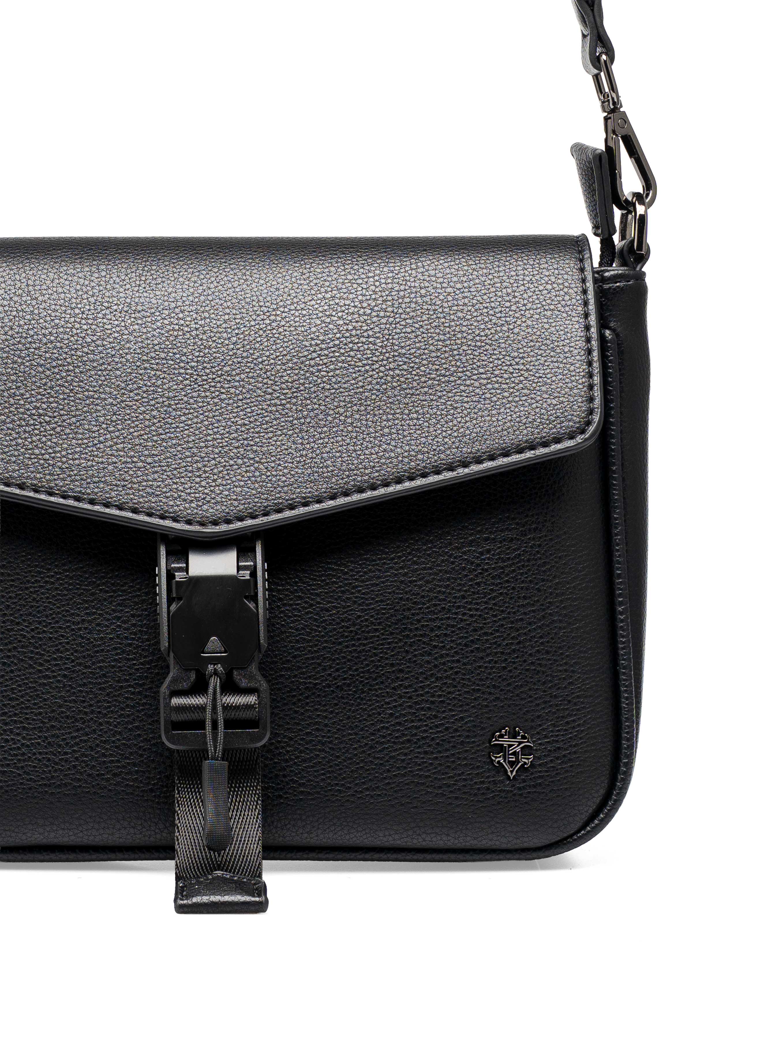 FiorenzoCrossbodyBagBlackLeather3 - Zeve