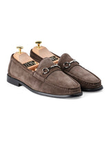 FrontHorsebitMoccasinLoaferDarkBrownSuedeLeatherSilverBuckle_92a17bf8-eb15-41ed-8842-a429ec3da680 - Zeve