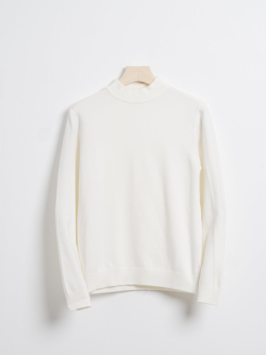 HighNeckSweaterWhite-HANGER - Zeve