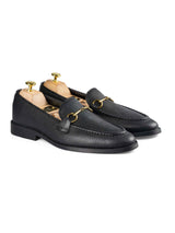 Horsebit-Buckle-Loafer-Black-Pebble-Grain-Leather_02 - Zeve