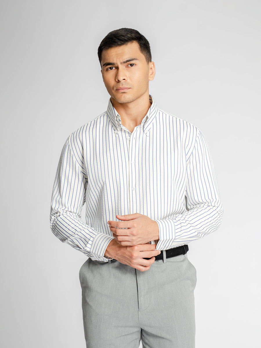 MarciSeersuckerShirtWhiteBlueStripe_ButtonDownCollar_Main - Zeve