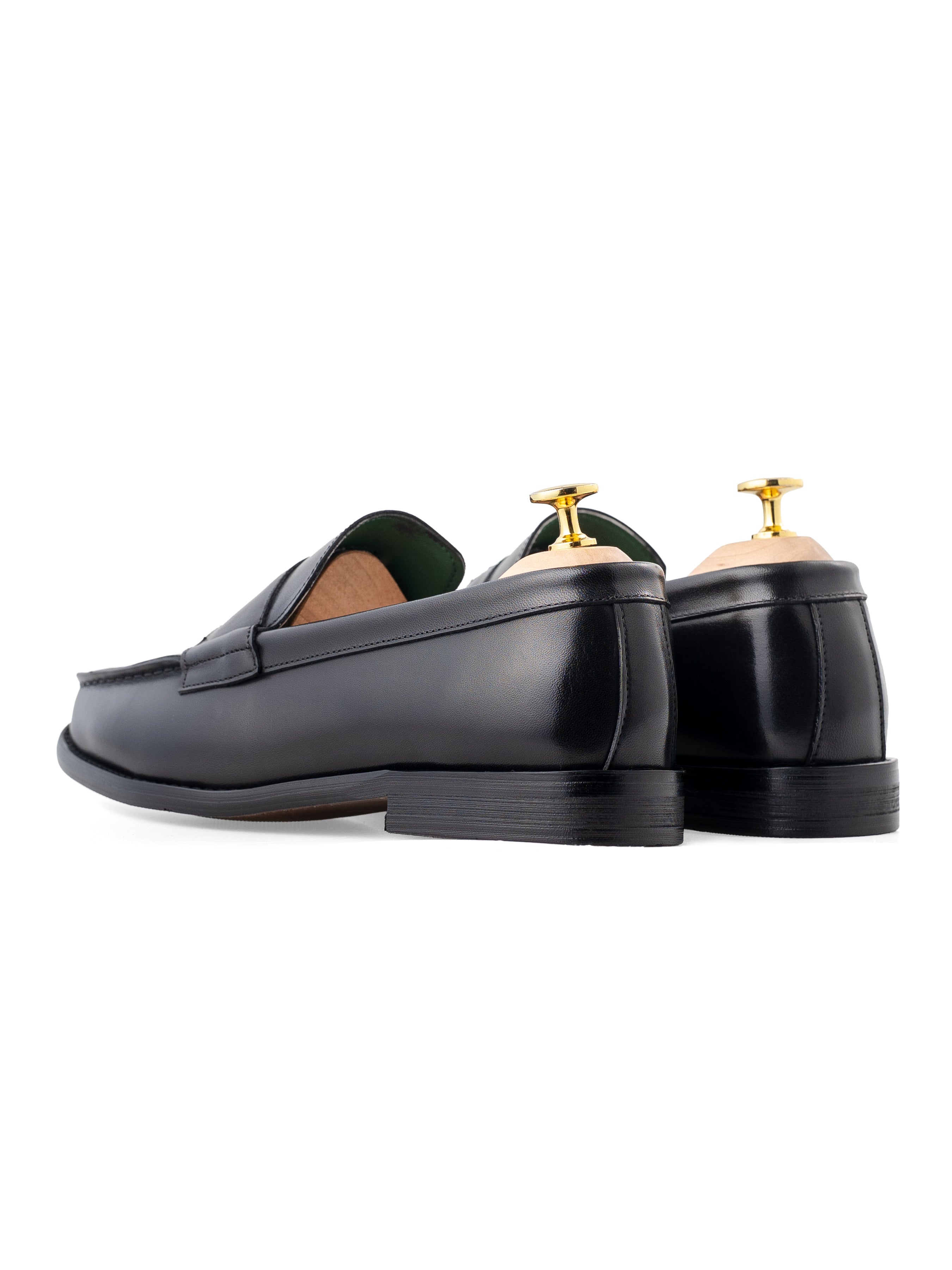 MonarchLoaferSolidBlackLeatherBack - Zeve