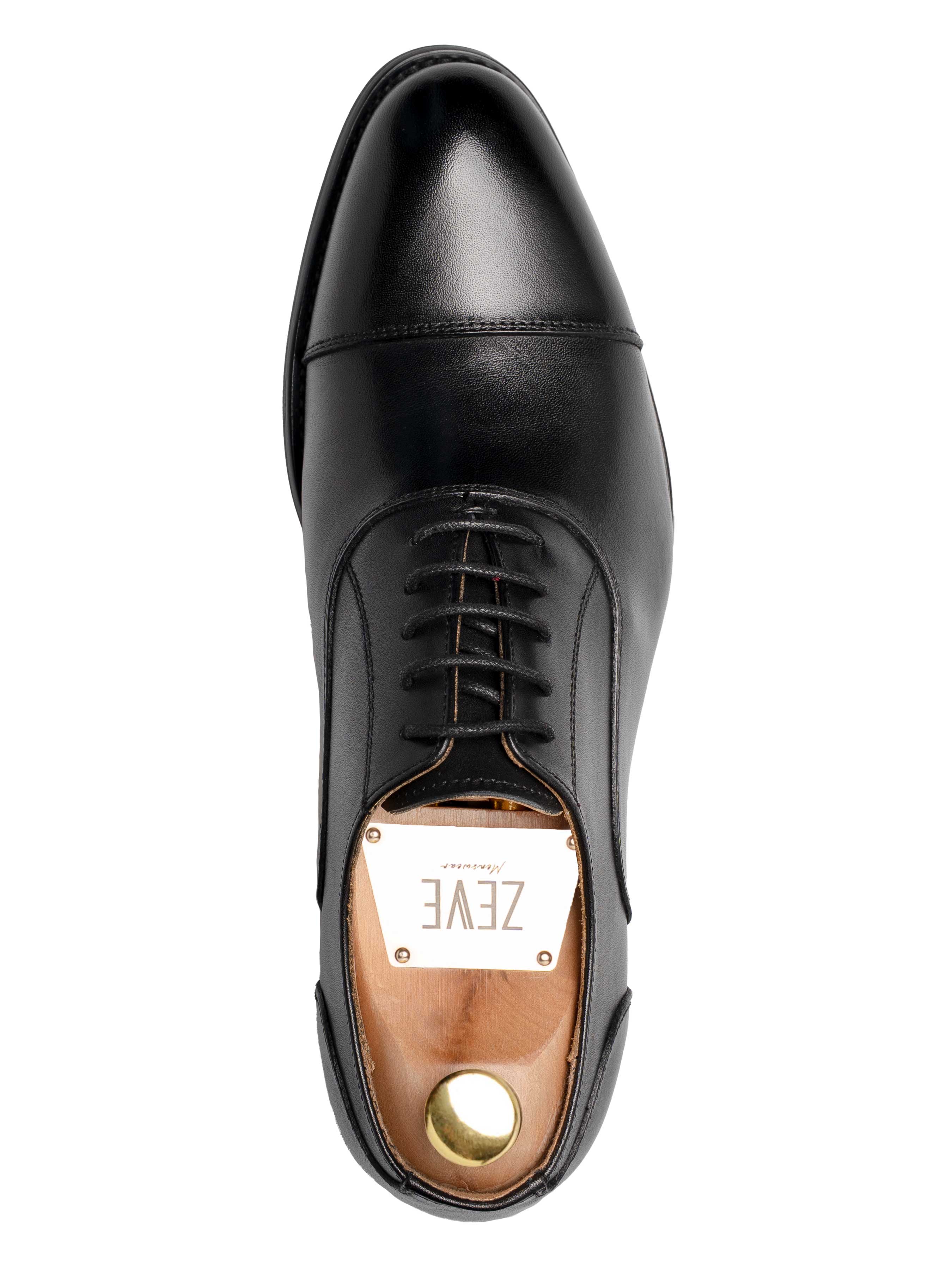 Oxford Cap Toe - Black Lace Up