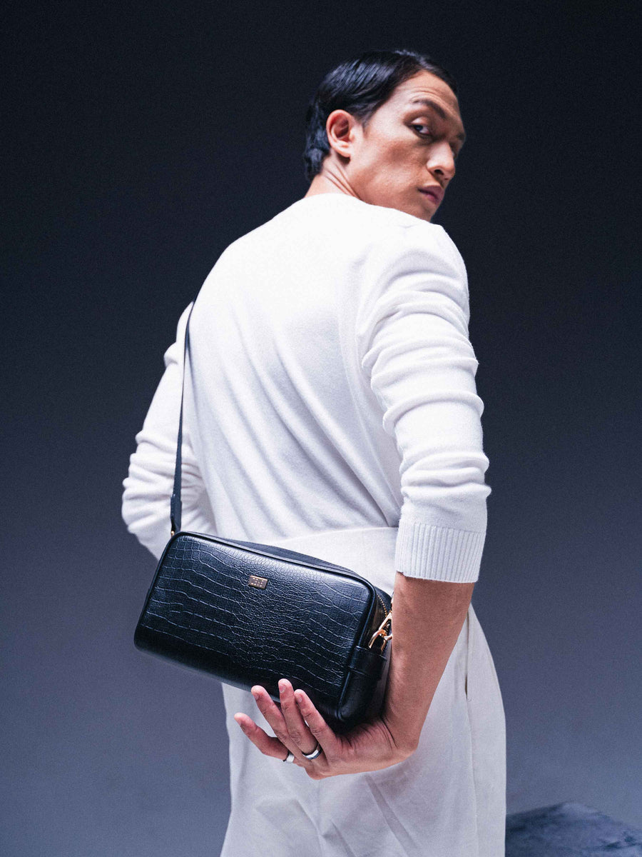 RavelloClutchBlackCrocoLeather1 - Zeve