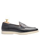 SidePietroBelgianLoaferBlackPebbleGrainLeather_SoflexSole_721977e6-b364-4d98-a317-0e485de213e7 - Zeve
