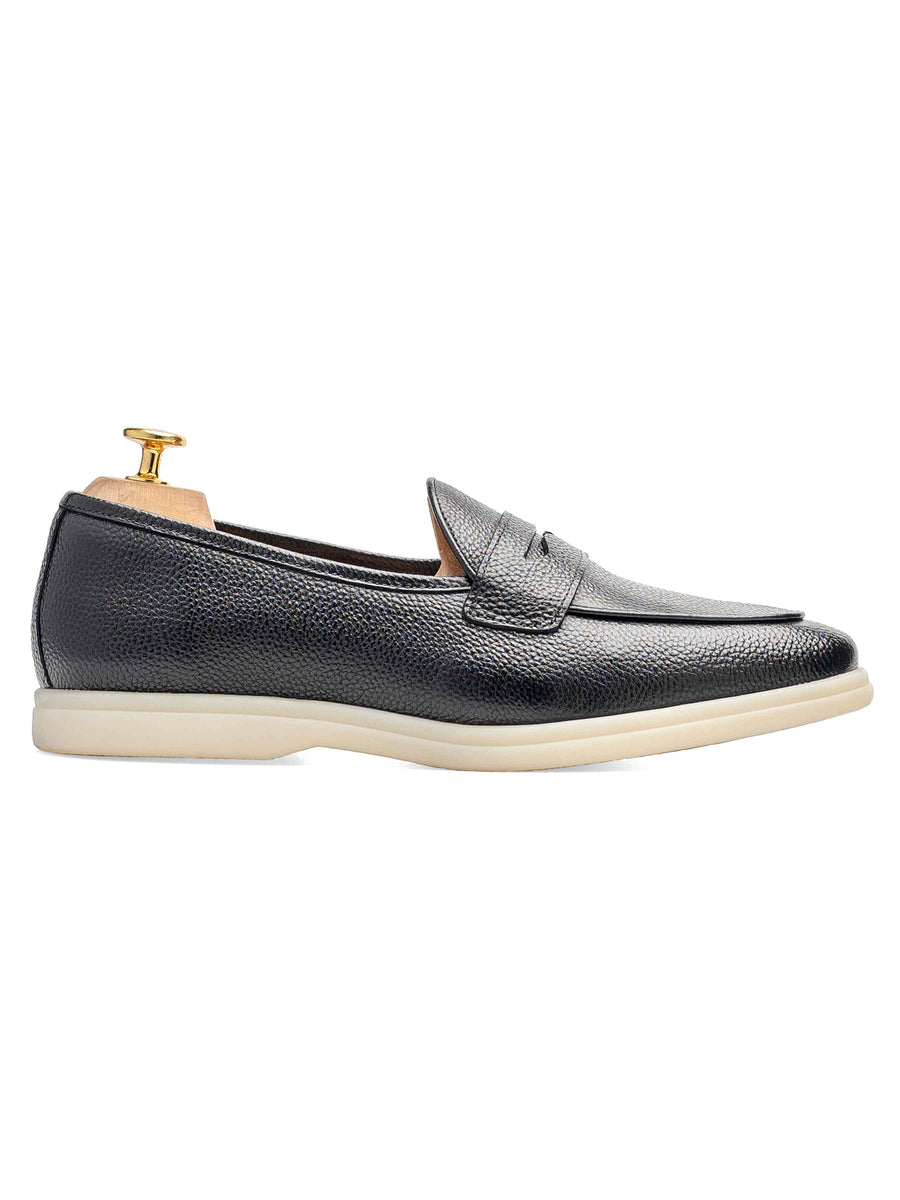 SidePietroBelgianLoaferBlackPebbleGrainLeather_SoflexSole_721977e6-b364-4d98-a317-0e485de213e7 - Zeve