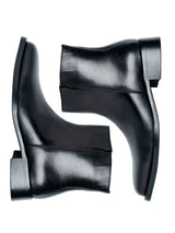 Top2VelascoZipBootsSolidBlack_01ac2396-eb43-40a9-94f2-4917c0a75ab9 - Zeve