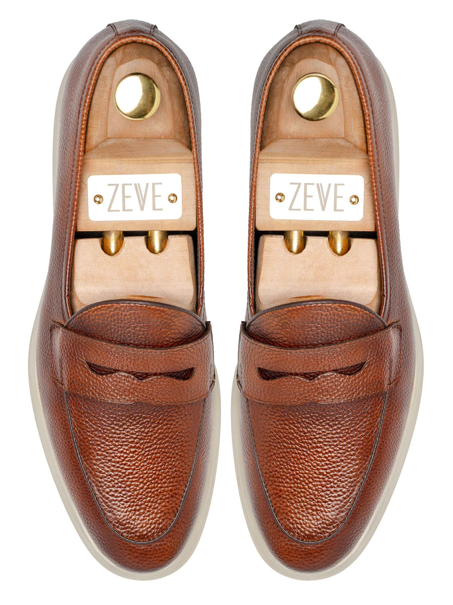 TopPietroBelgianLoaferBrownPebbleGrainLeather_SoflexSole - Zeve
