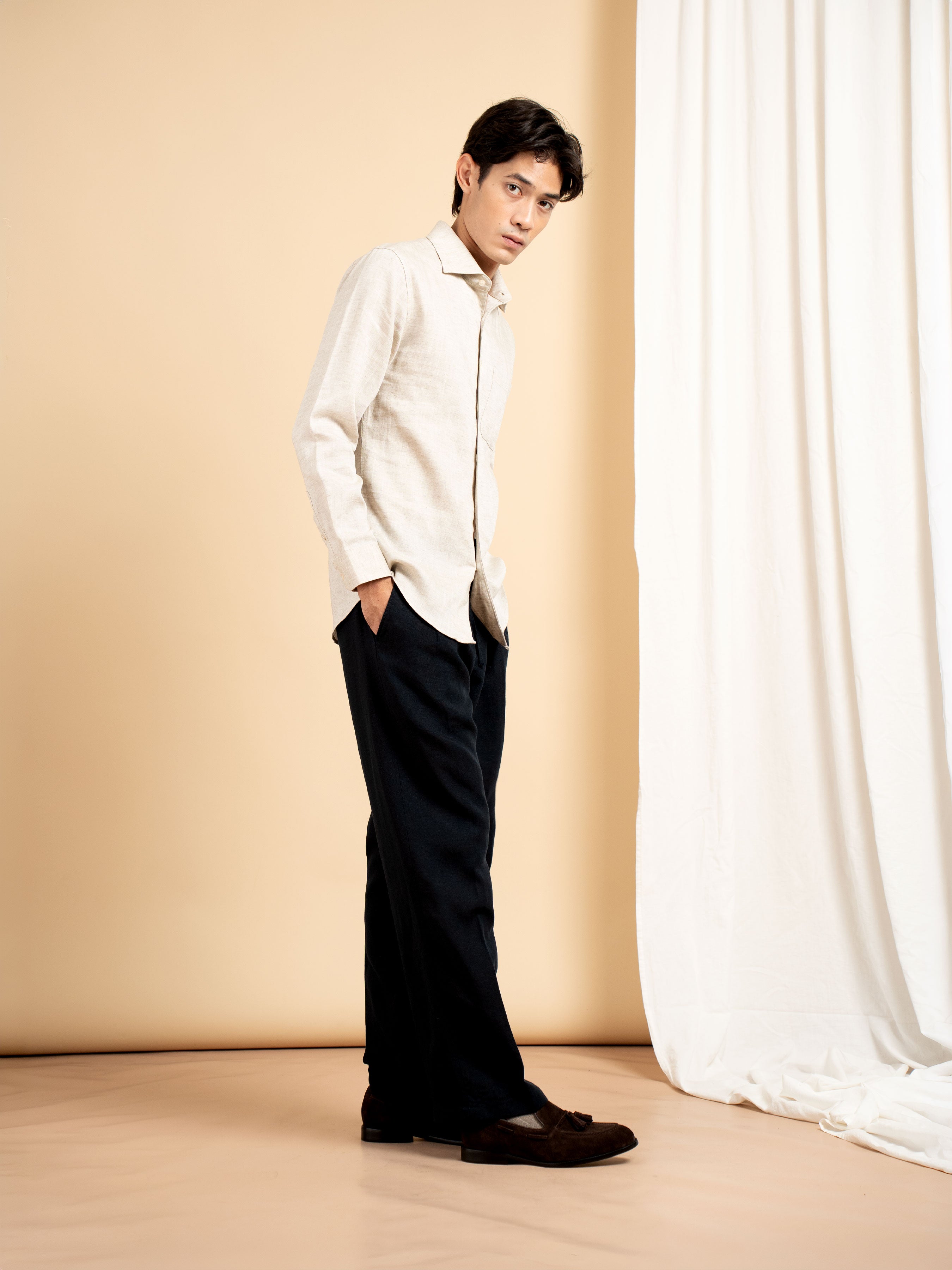 Vance Linen Shirt - Sand Windsor Collar