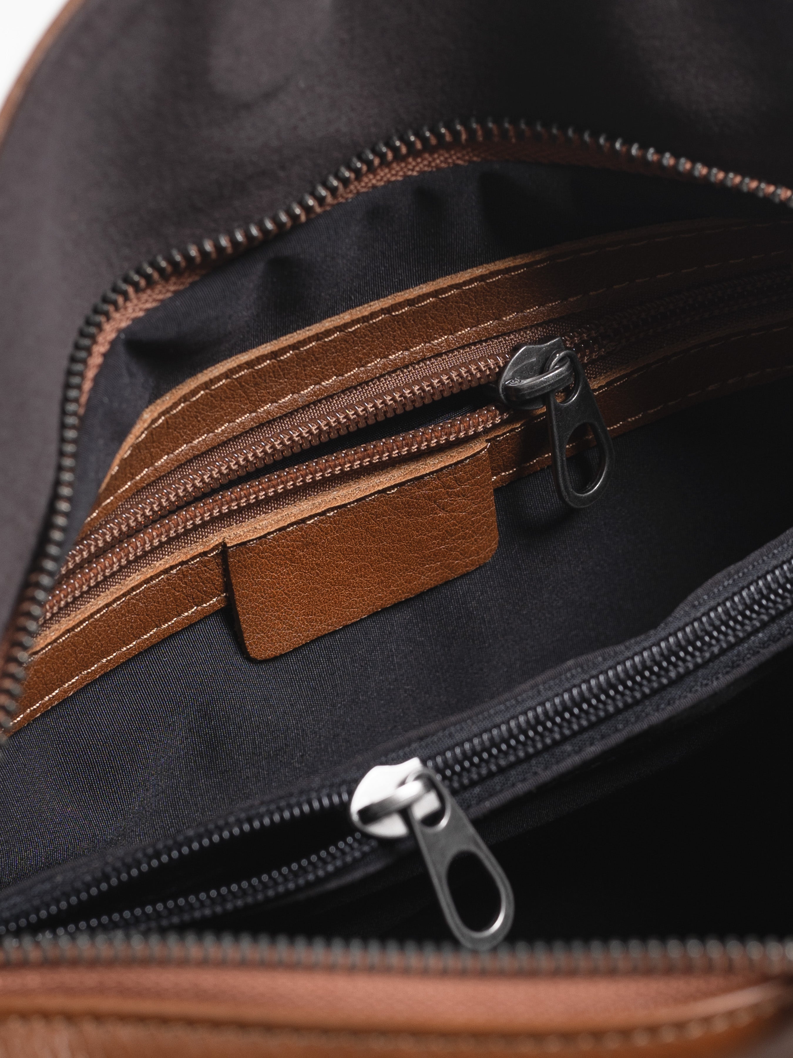 Leone Crossbody Bag - Brown Pebble Grain Leather