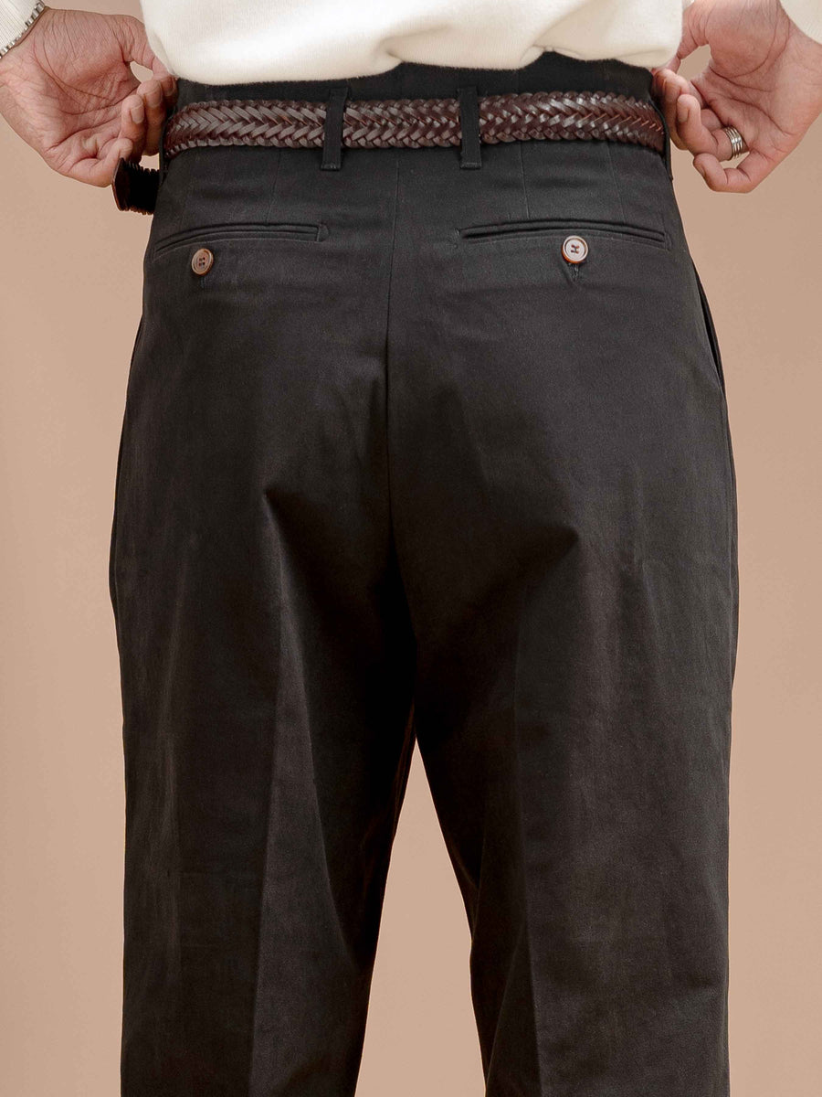 sienahighwaistpleated_black6_6431664d-d0e3-48c0-9f39-557e8a684970 - Zeve