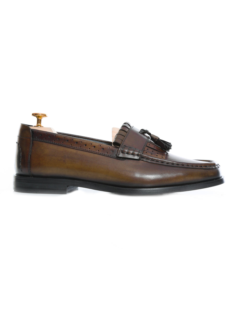 Men's brown hand-painted leather fringe loafer with tassel, classic formal shoe